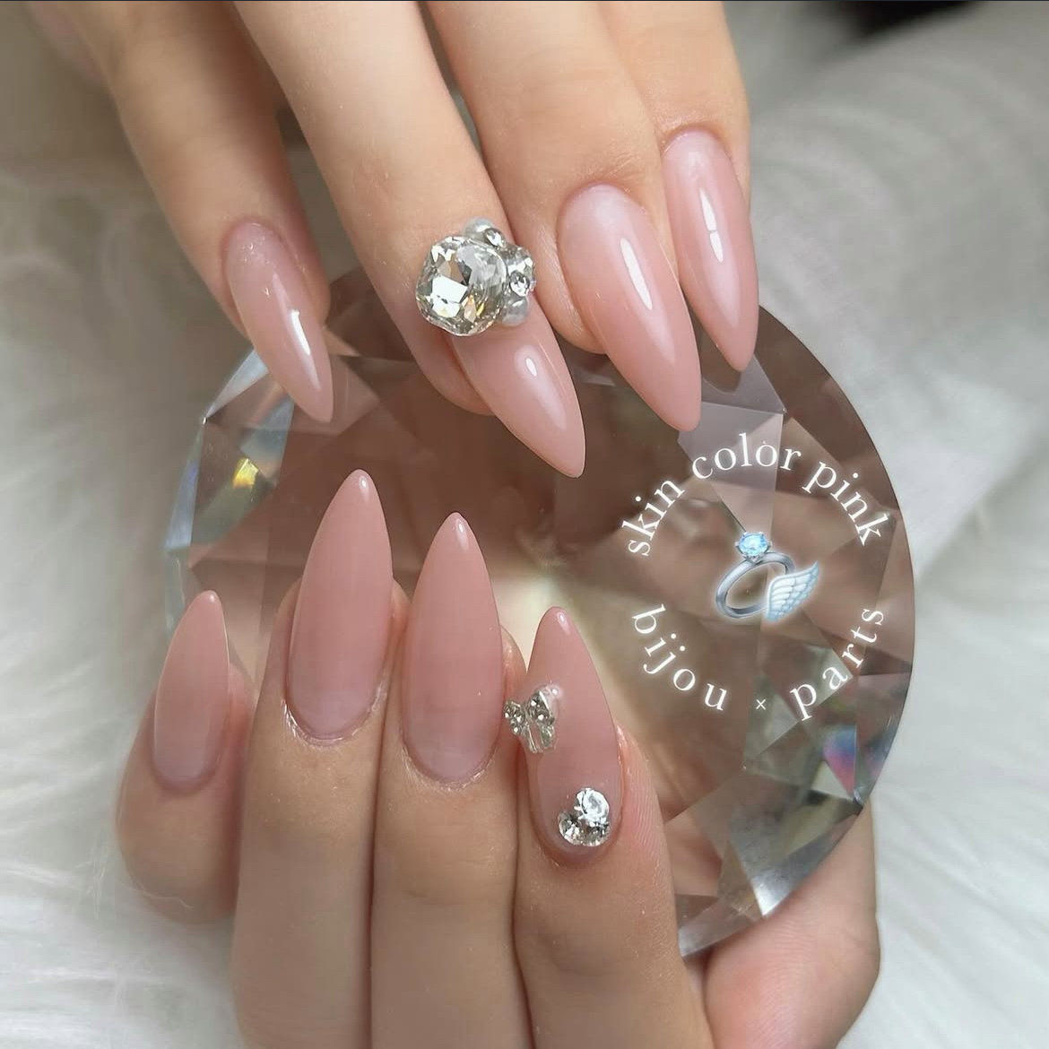 ma.ha.nails