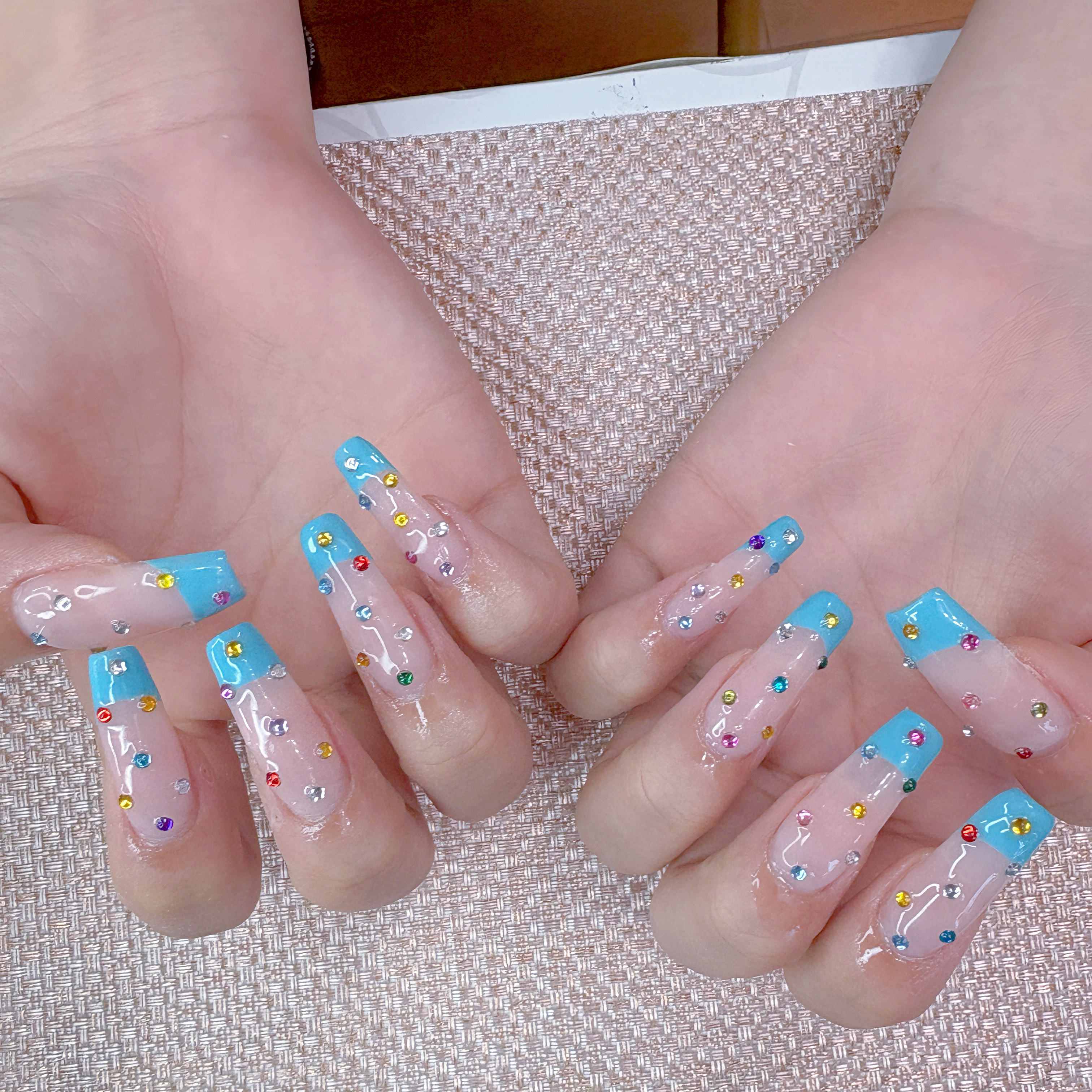 leclatnail