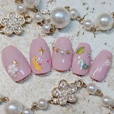 【 お出かけ前に！ 】プリンセスアートネイル🌟