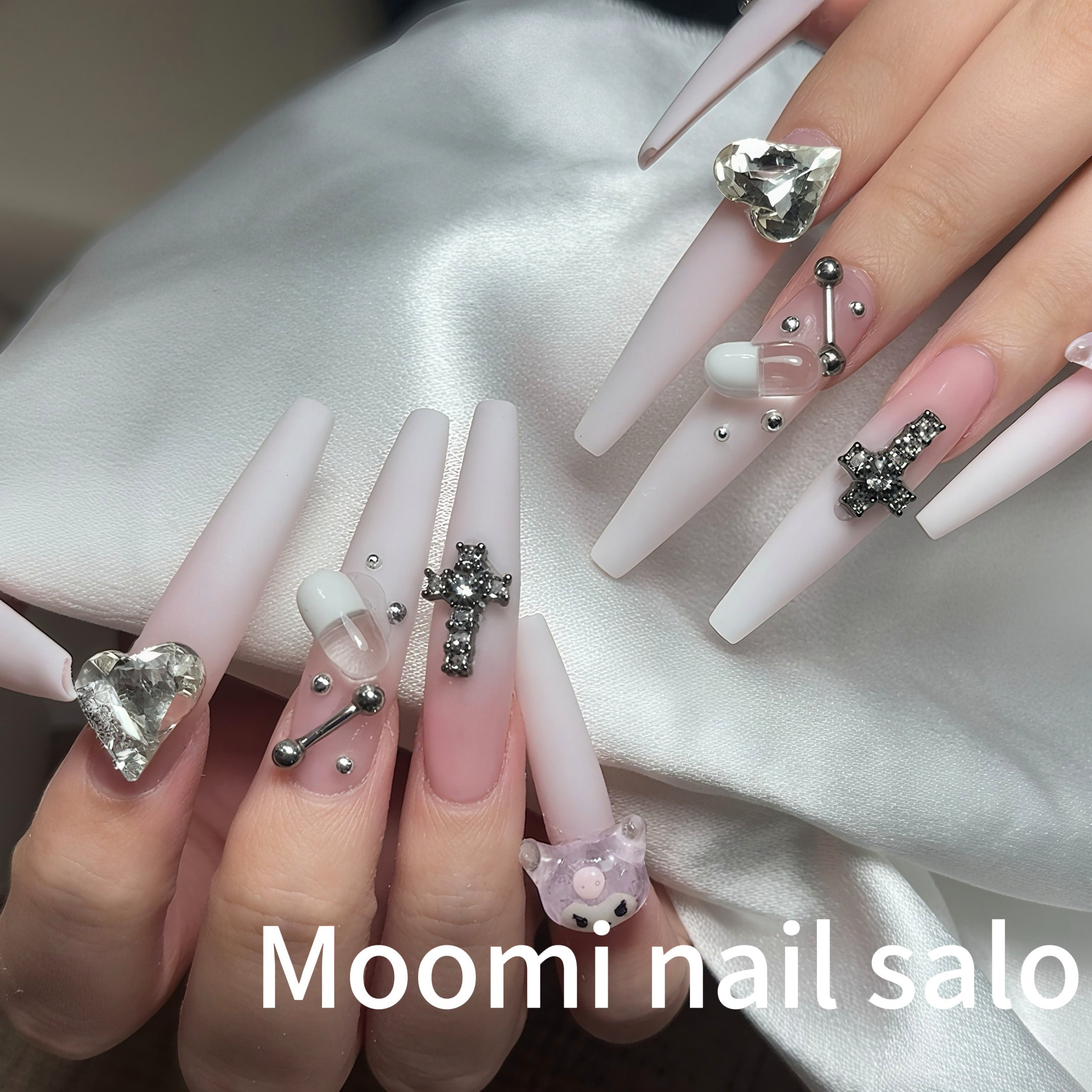 Moomi_nail