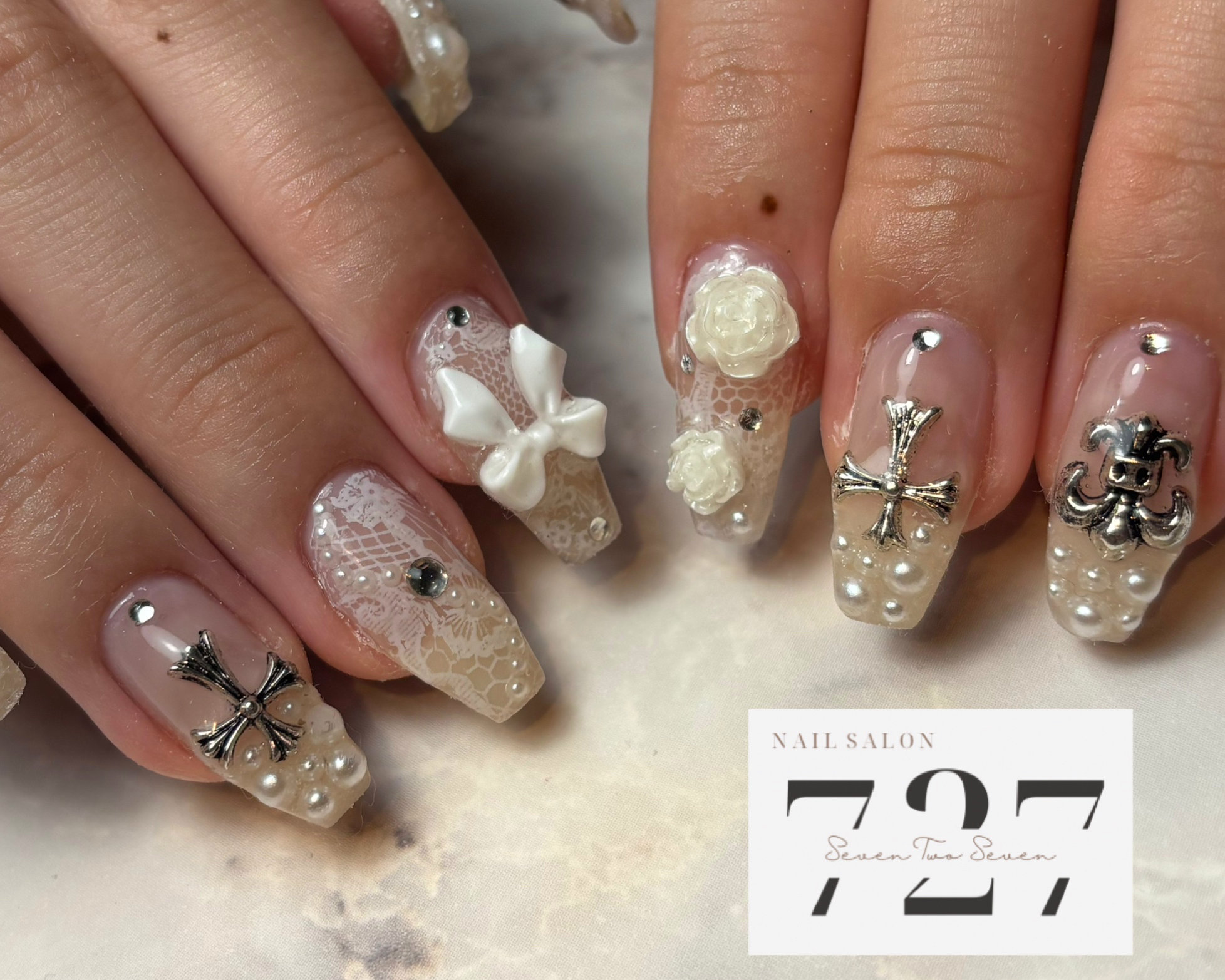 727_nail