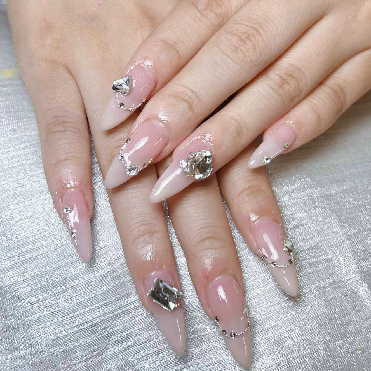 Cicinails
