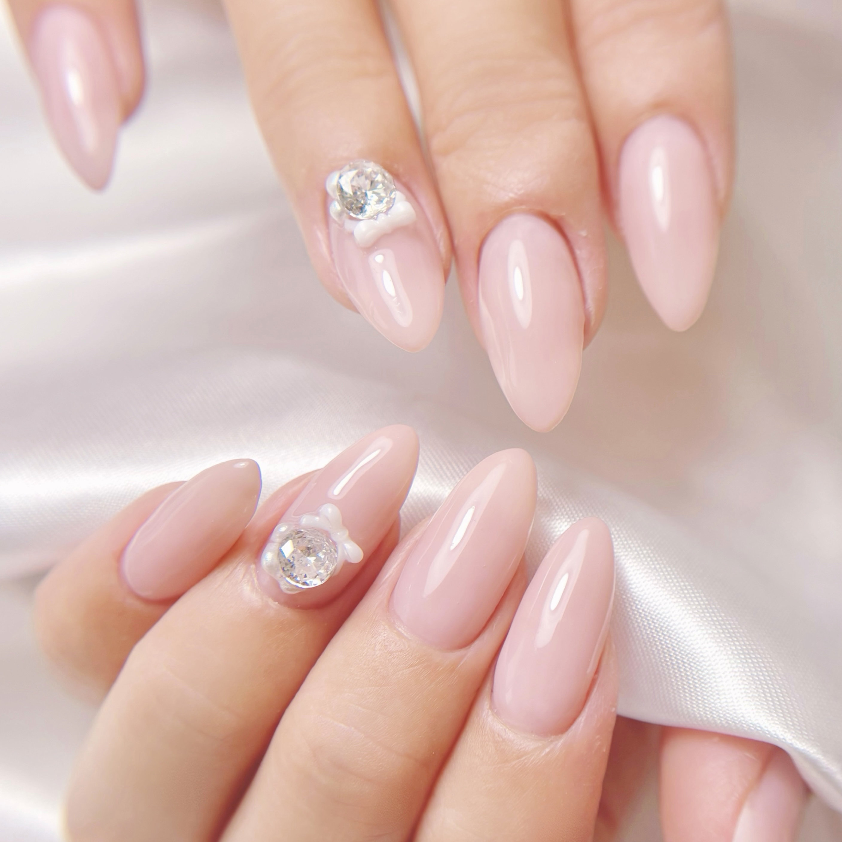 nail_sucleure