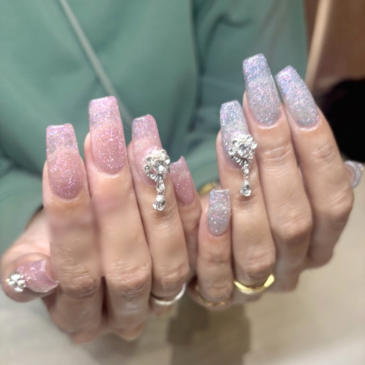 olive.nail.private.salon