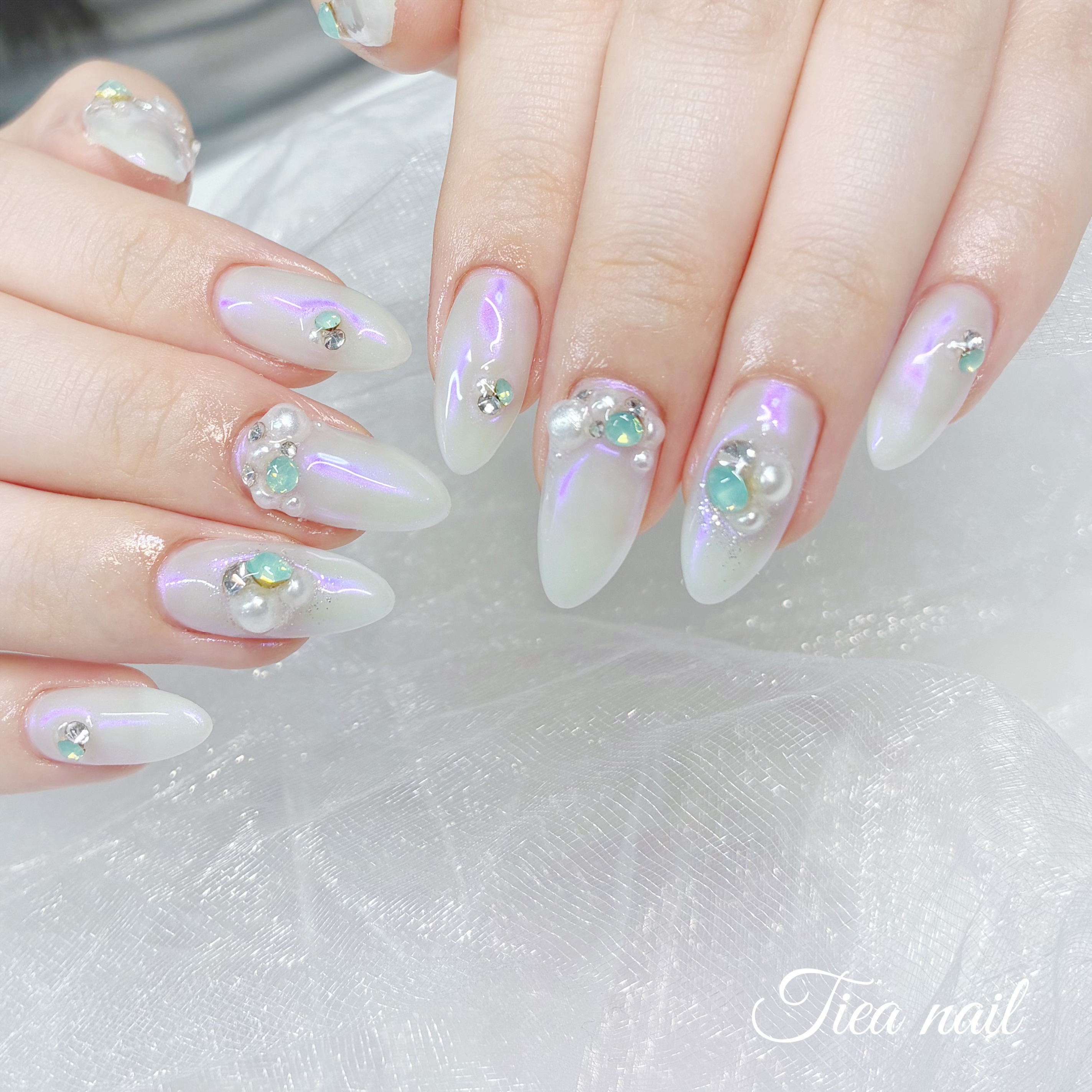 Tiea.nail