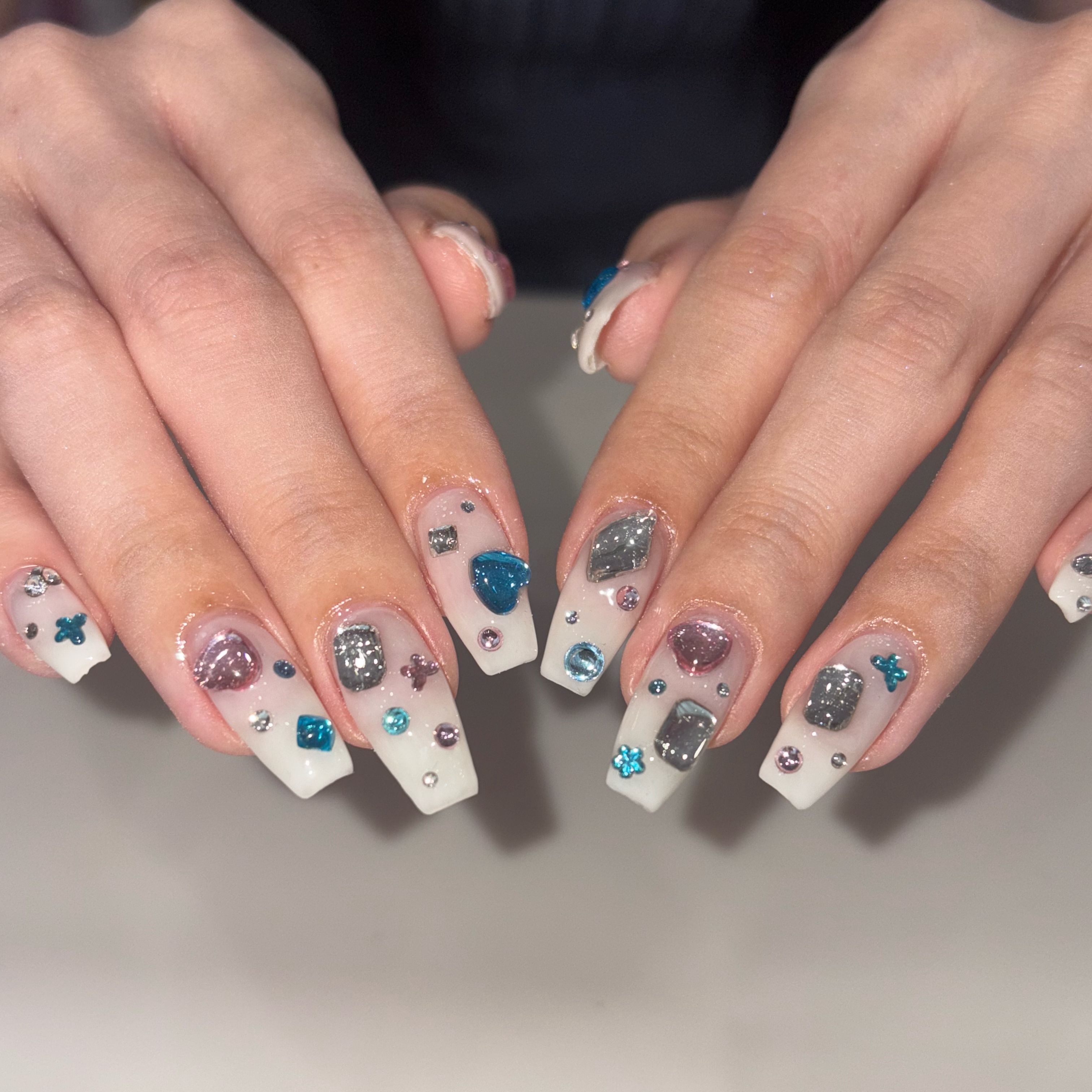 nail_hono