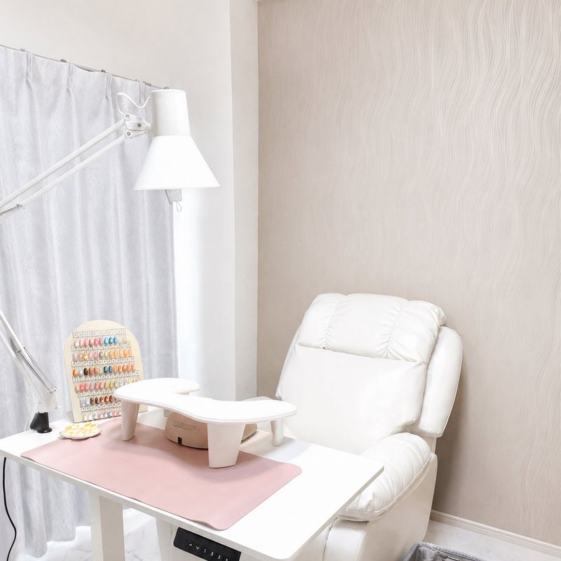 Nail Salon Haléa