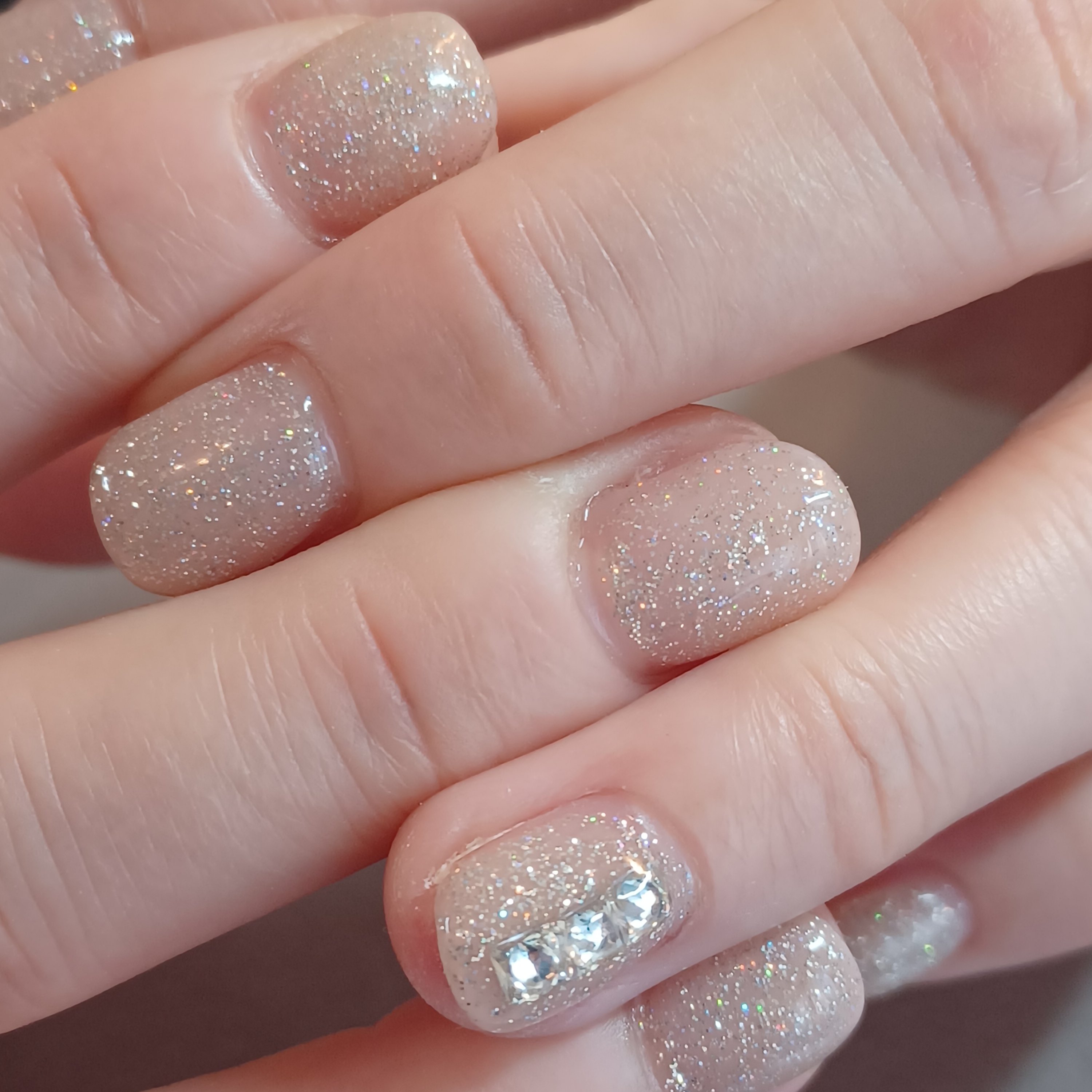 antique.nail