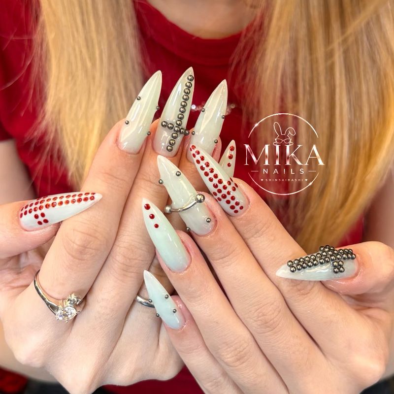 Mika Nails 心斎橋店