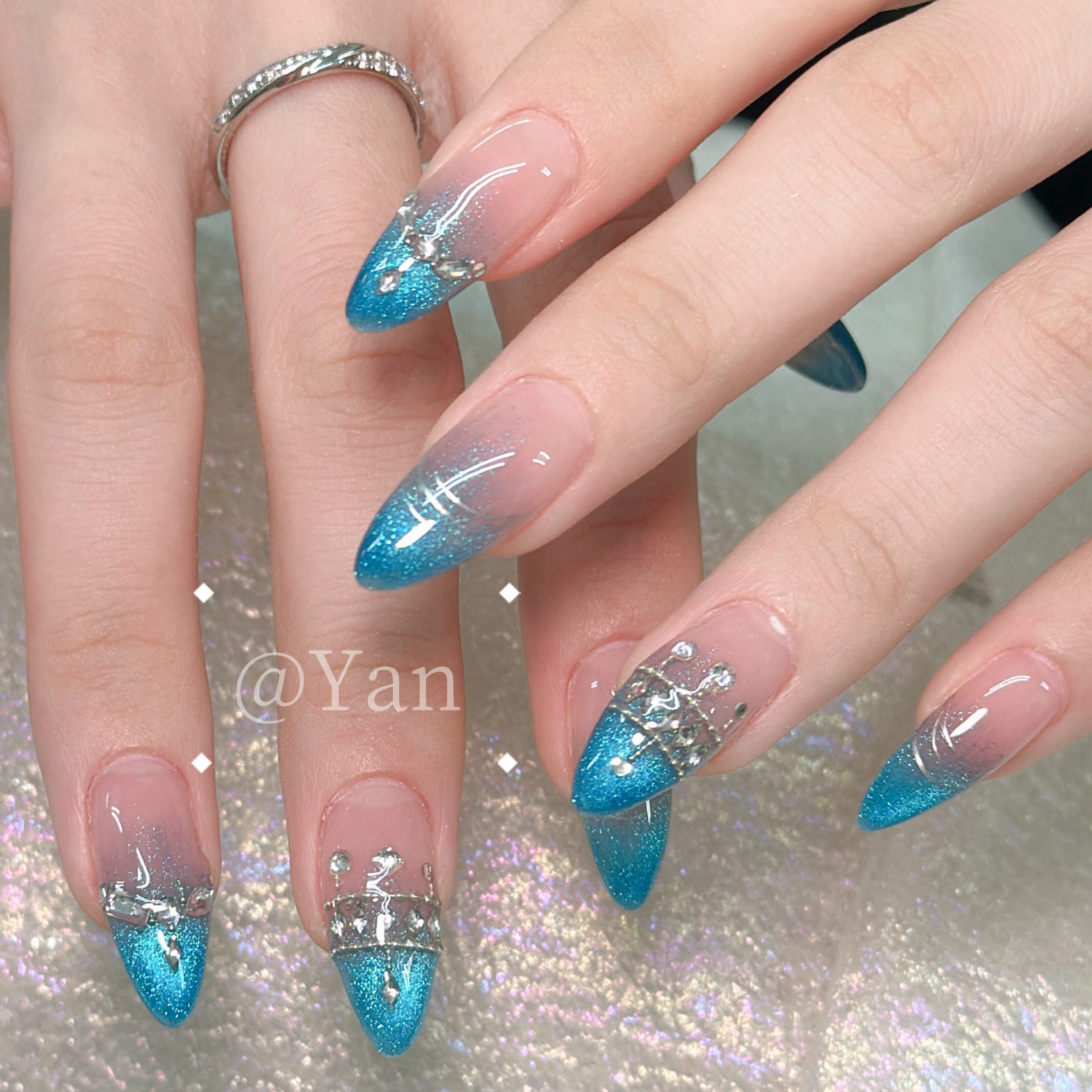 Queens_Yan