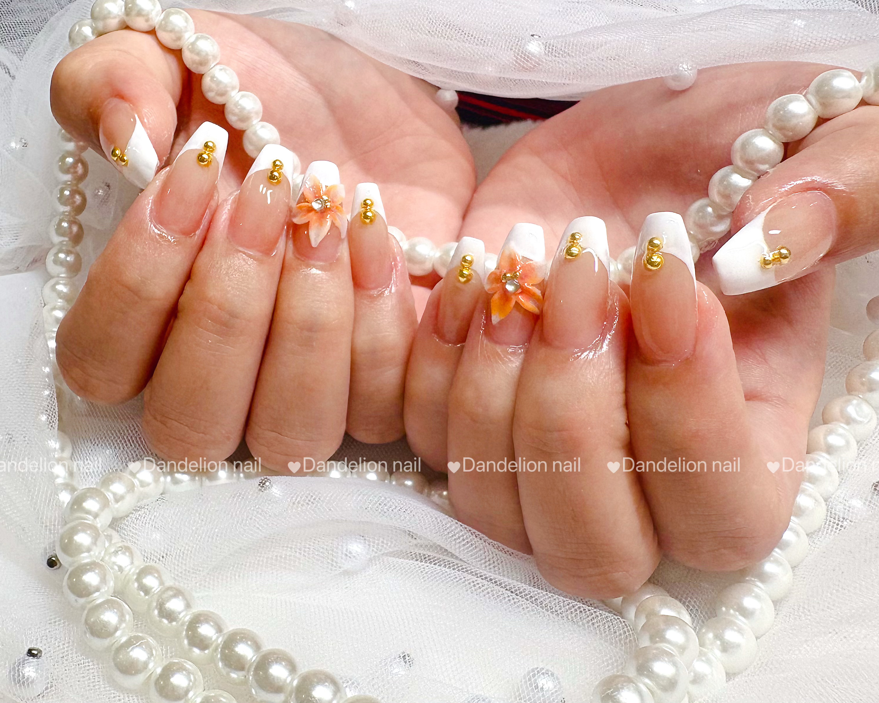 Dandelion_nail