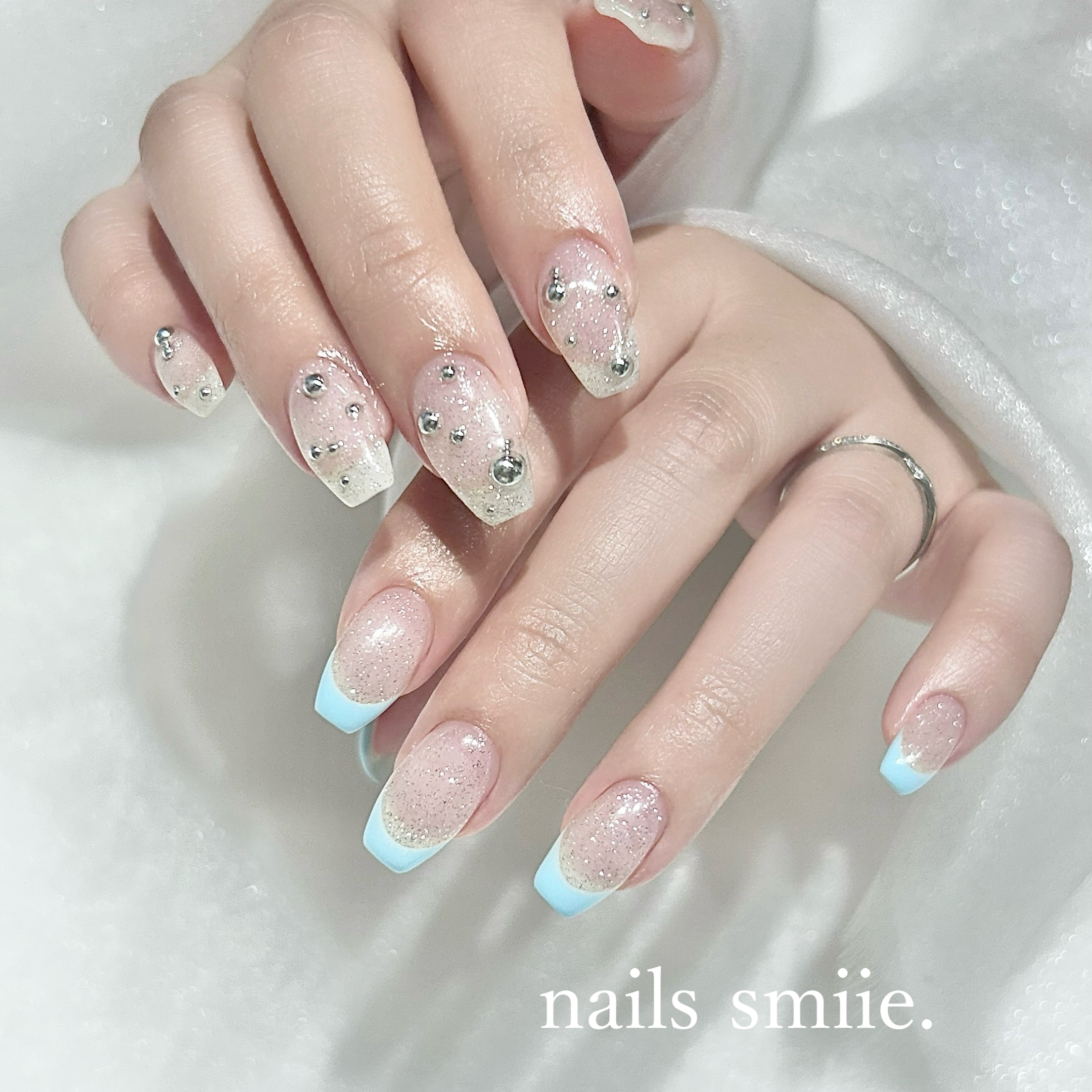 nails_smiie.