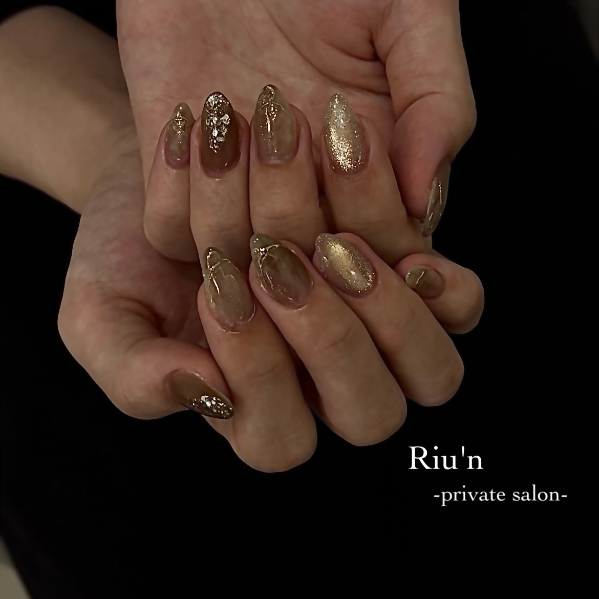 Riu.n_sari