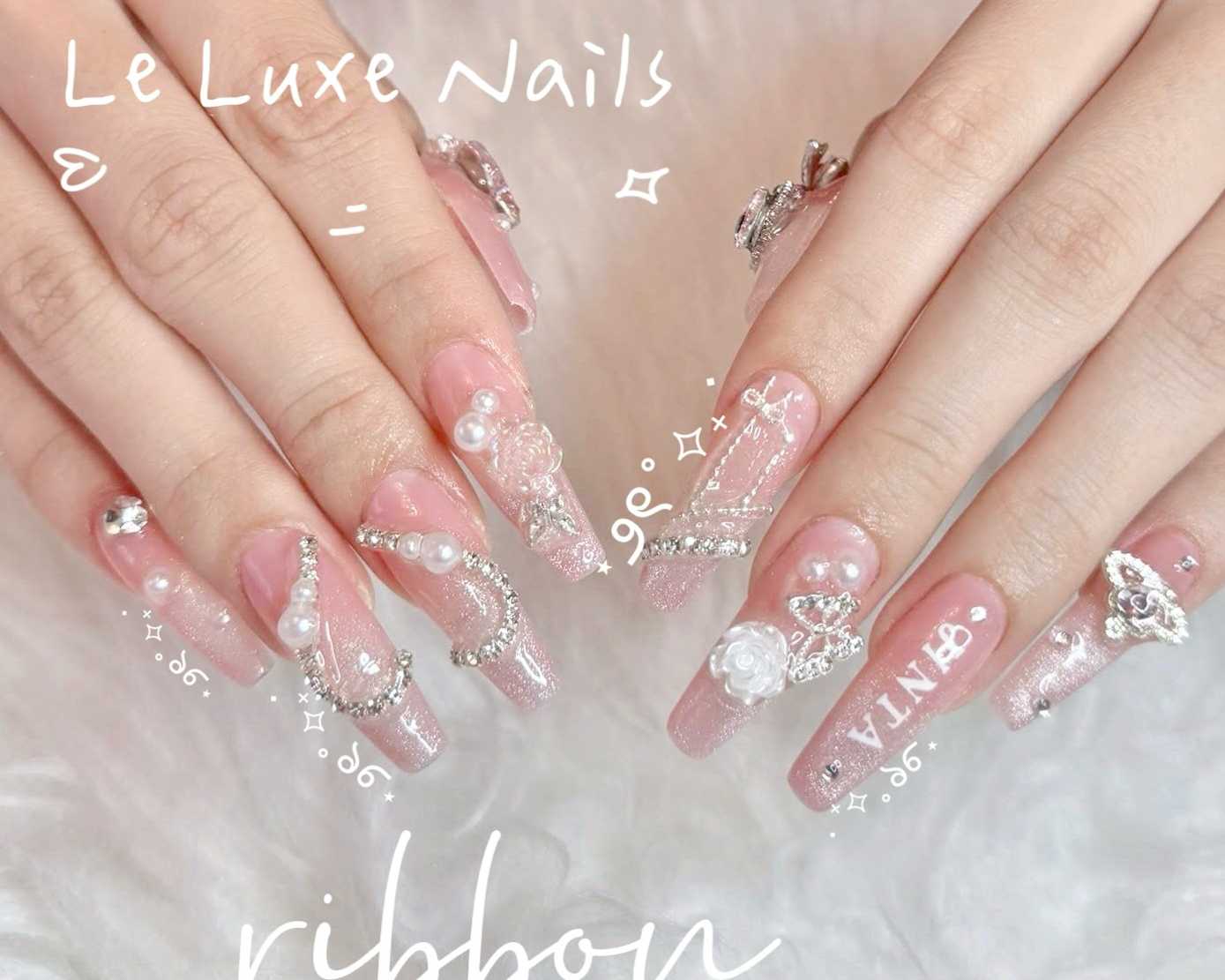 LELUXE