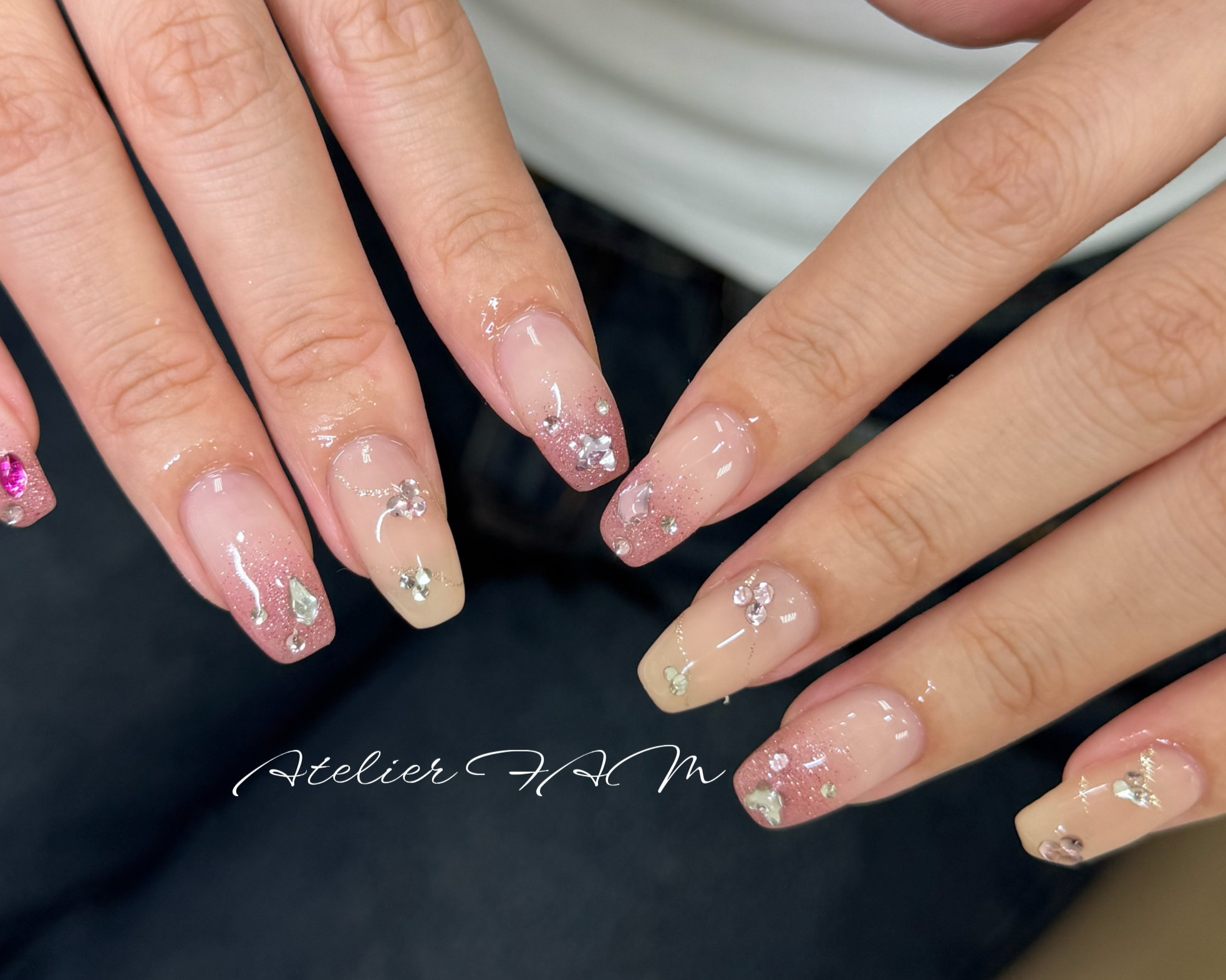 nail.eyelashAtelierFAM