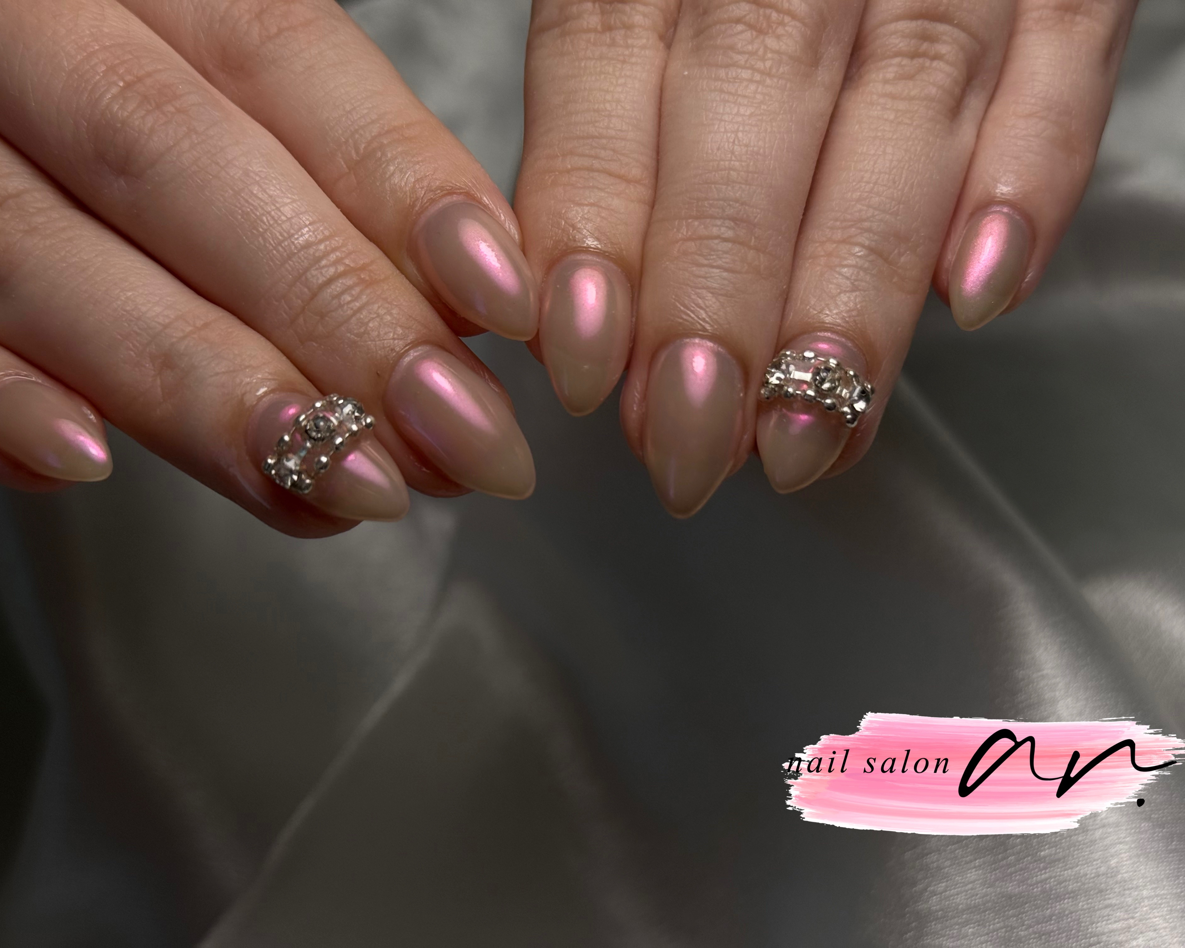 ar._nail