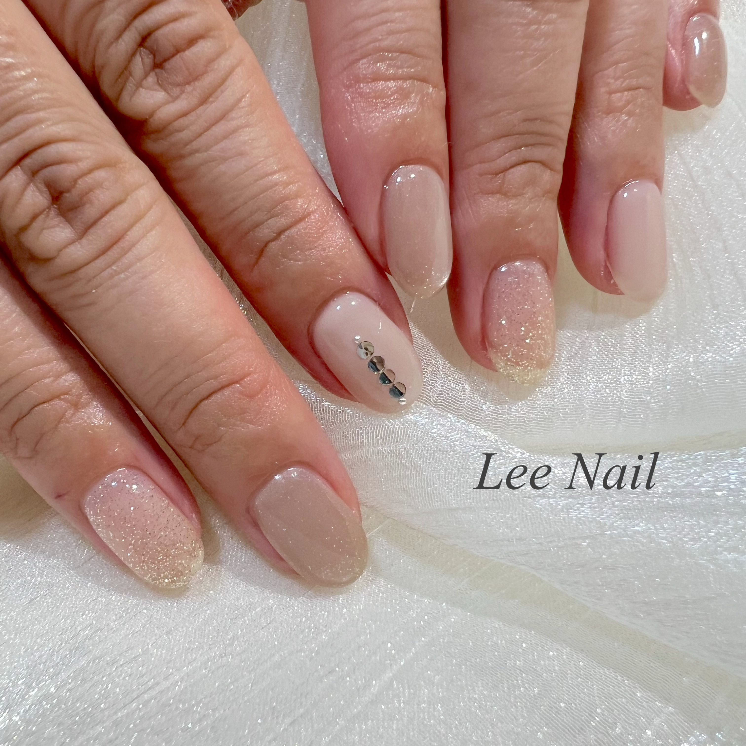 lee_nail0209