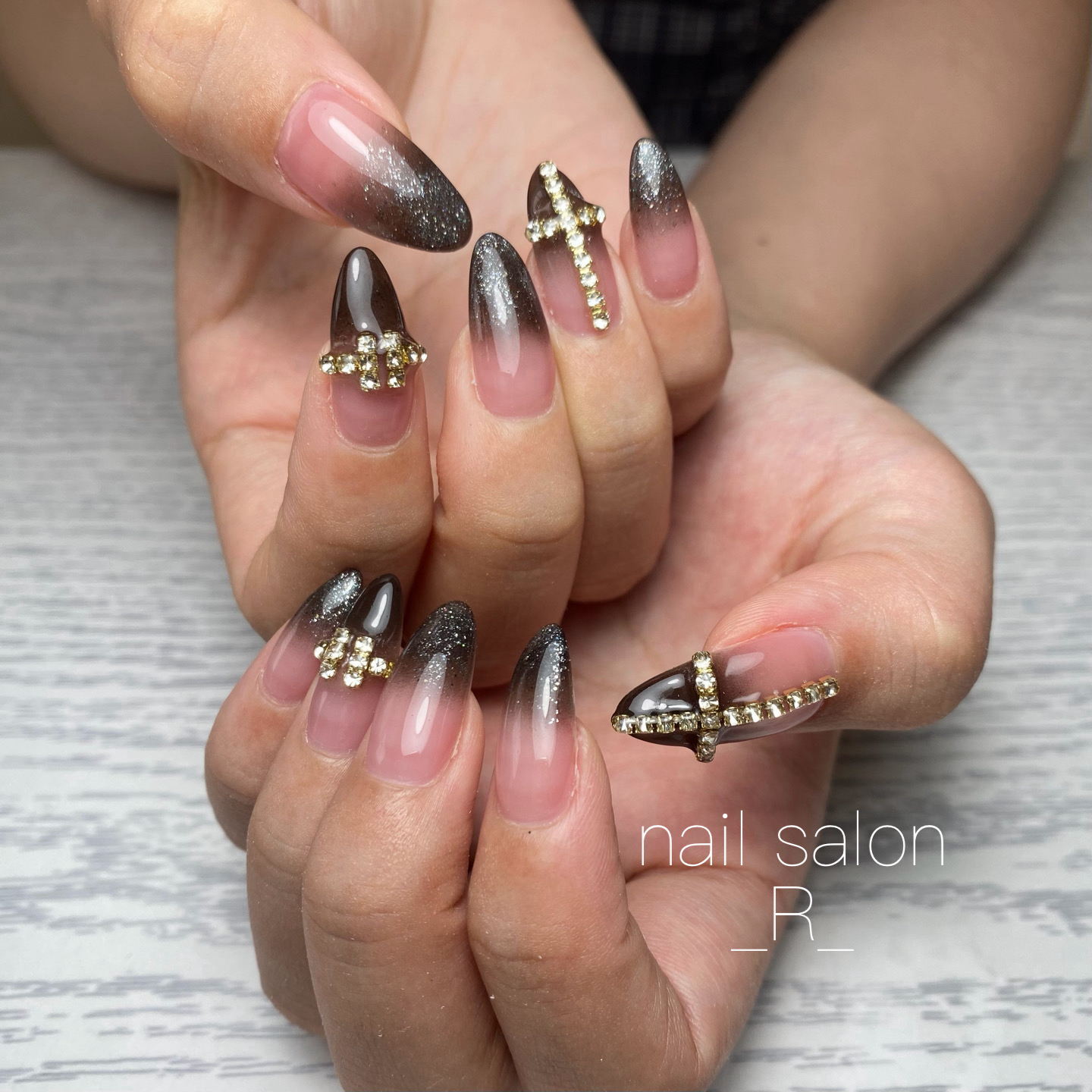 nailsalon_R_RINA