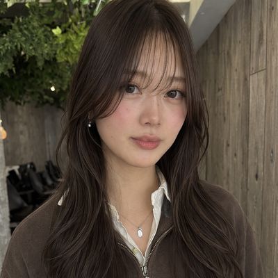 小顔レイヤーカット✂️＋大人艶感透明感カラー🌈＋高タンパク質トリートメント🧴