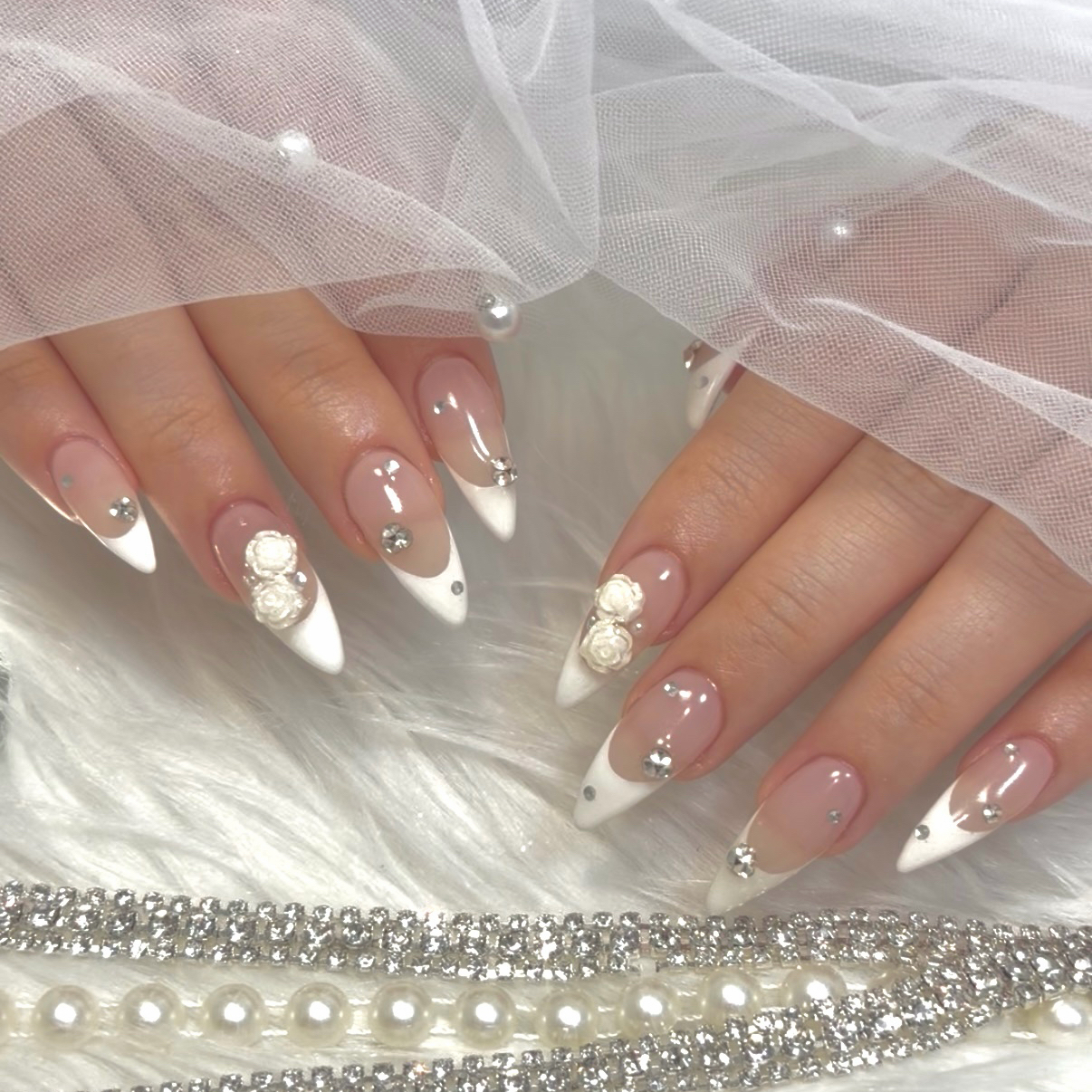 REVELLE_nail