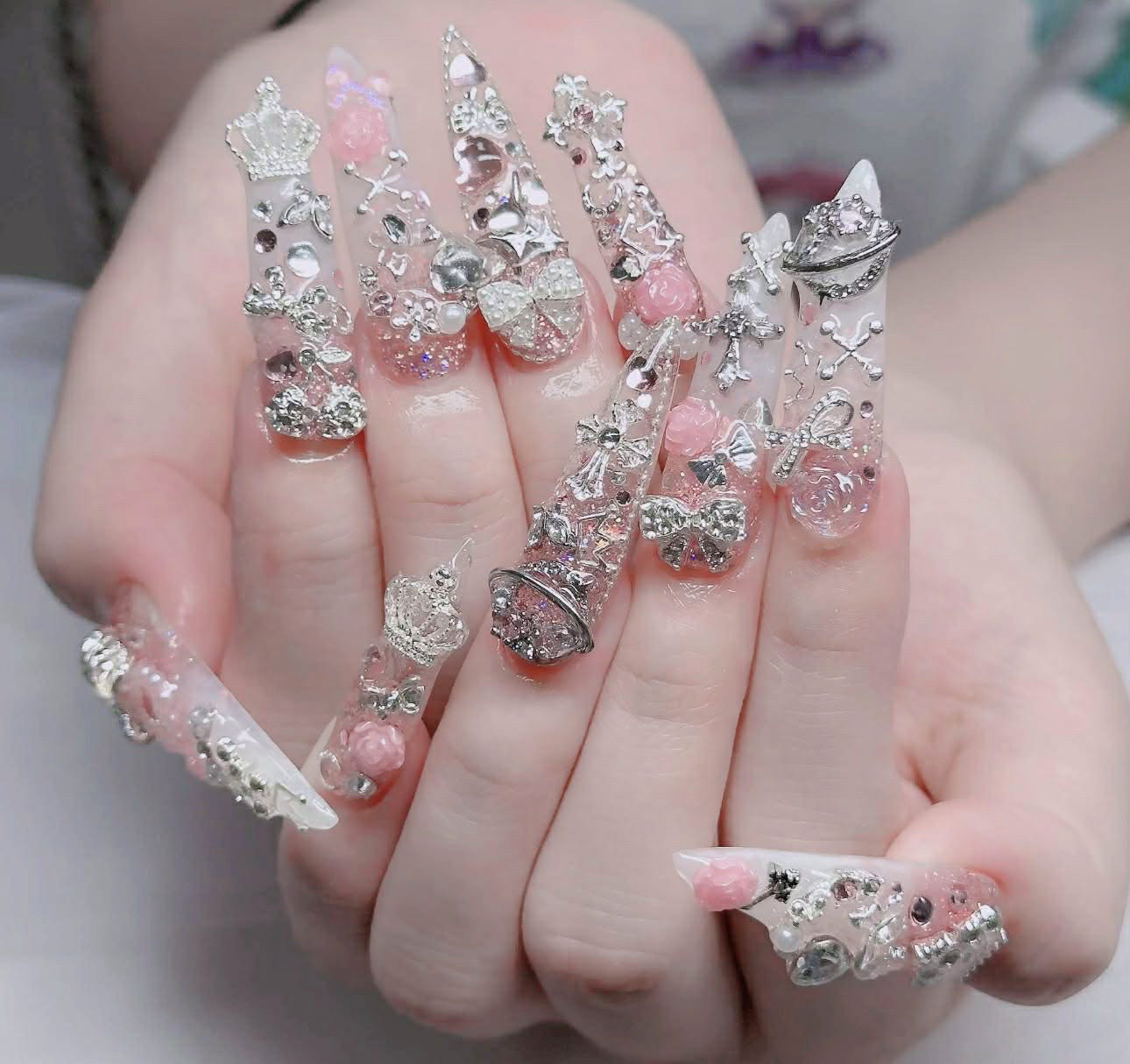 Julie_nail