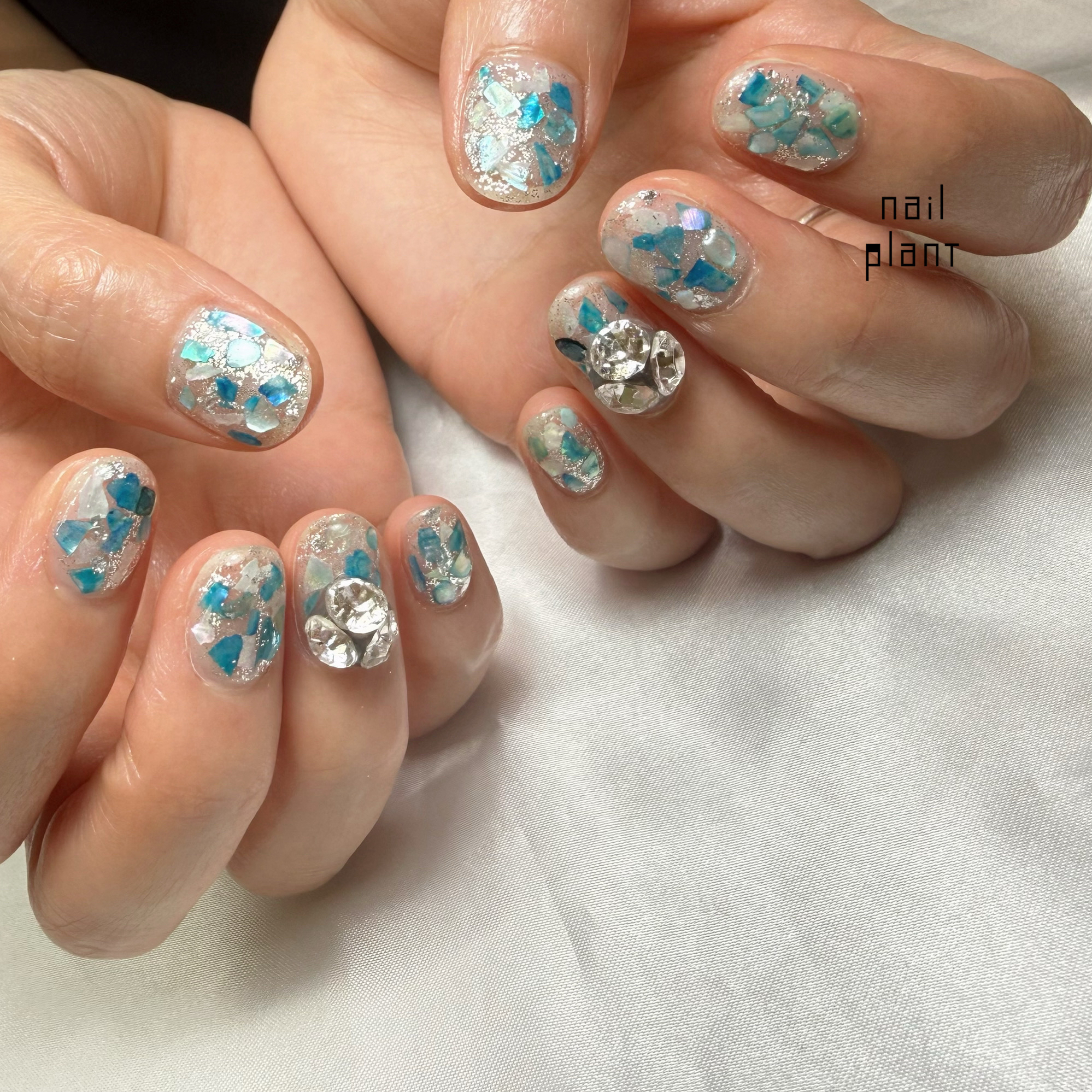 nail_plant