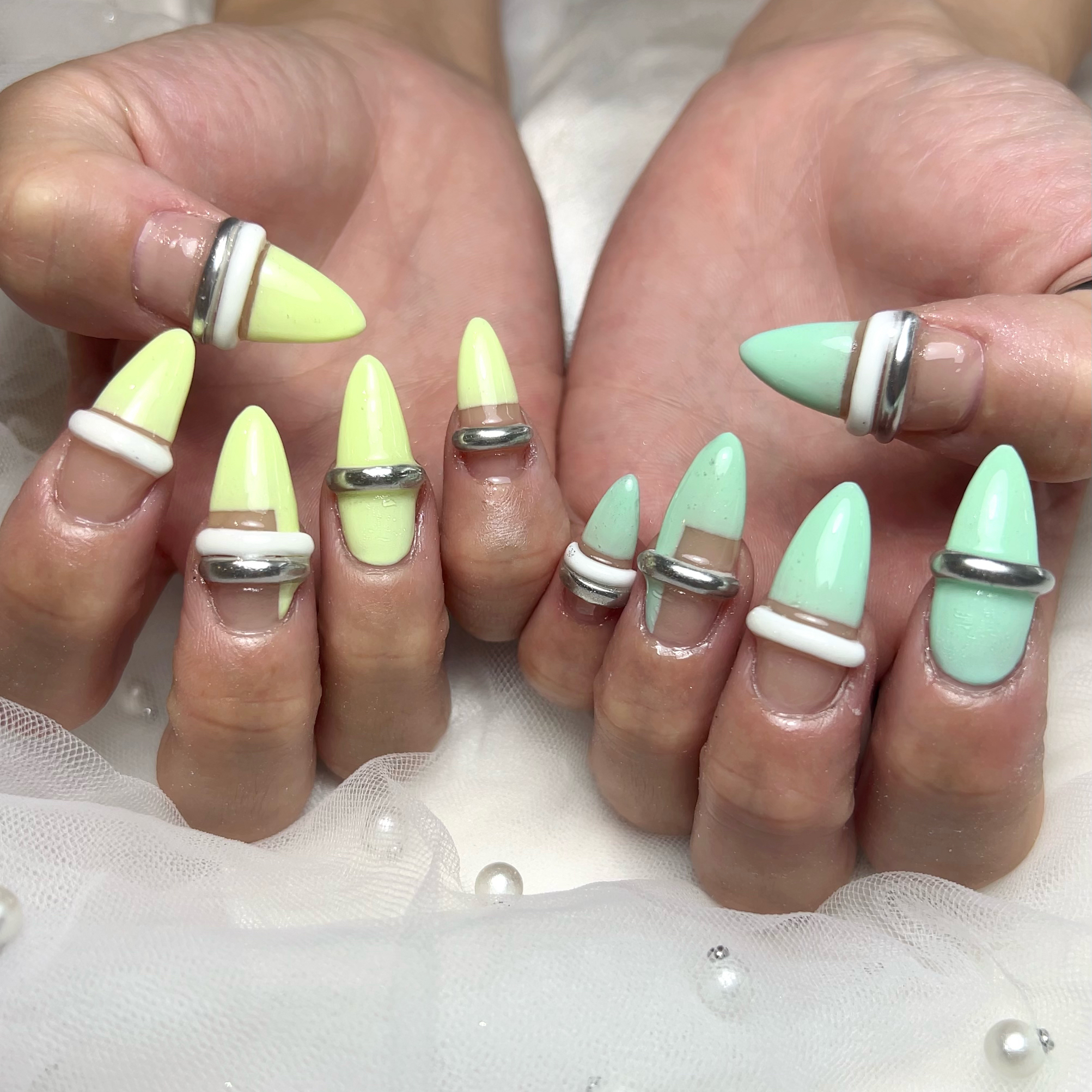 lua__nail24
