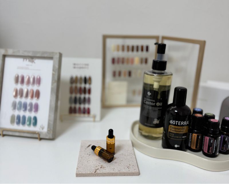 emona nail