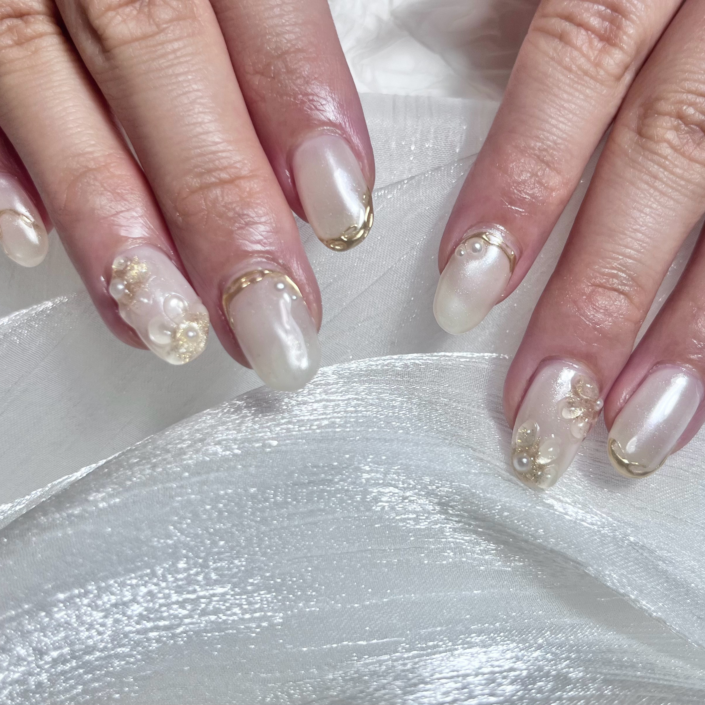 nail.plume
