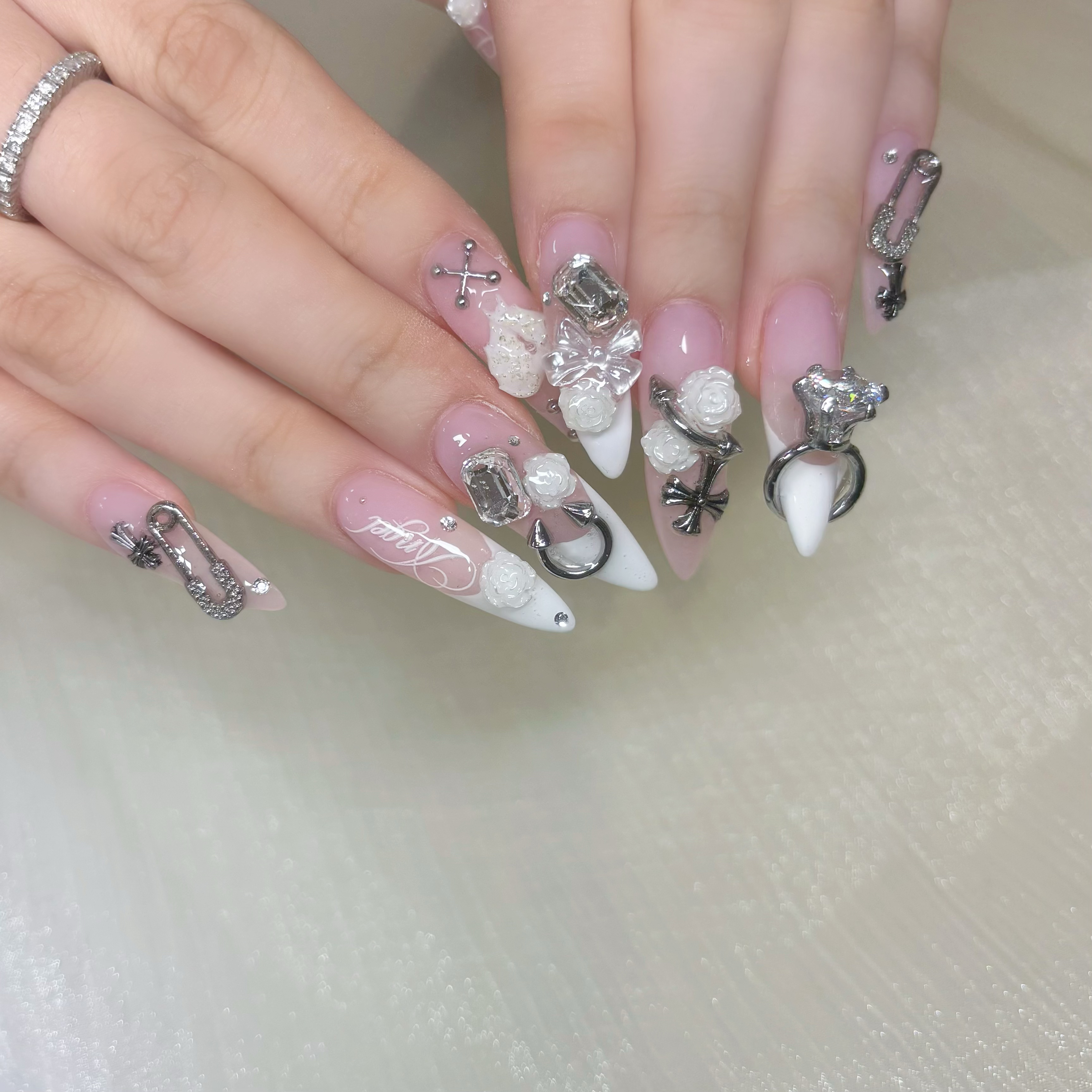 nail_yua_MURE