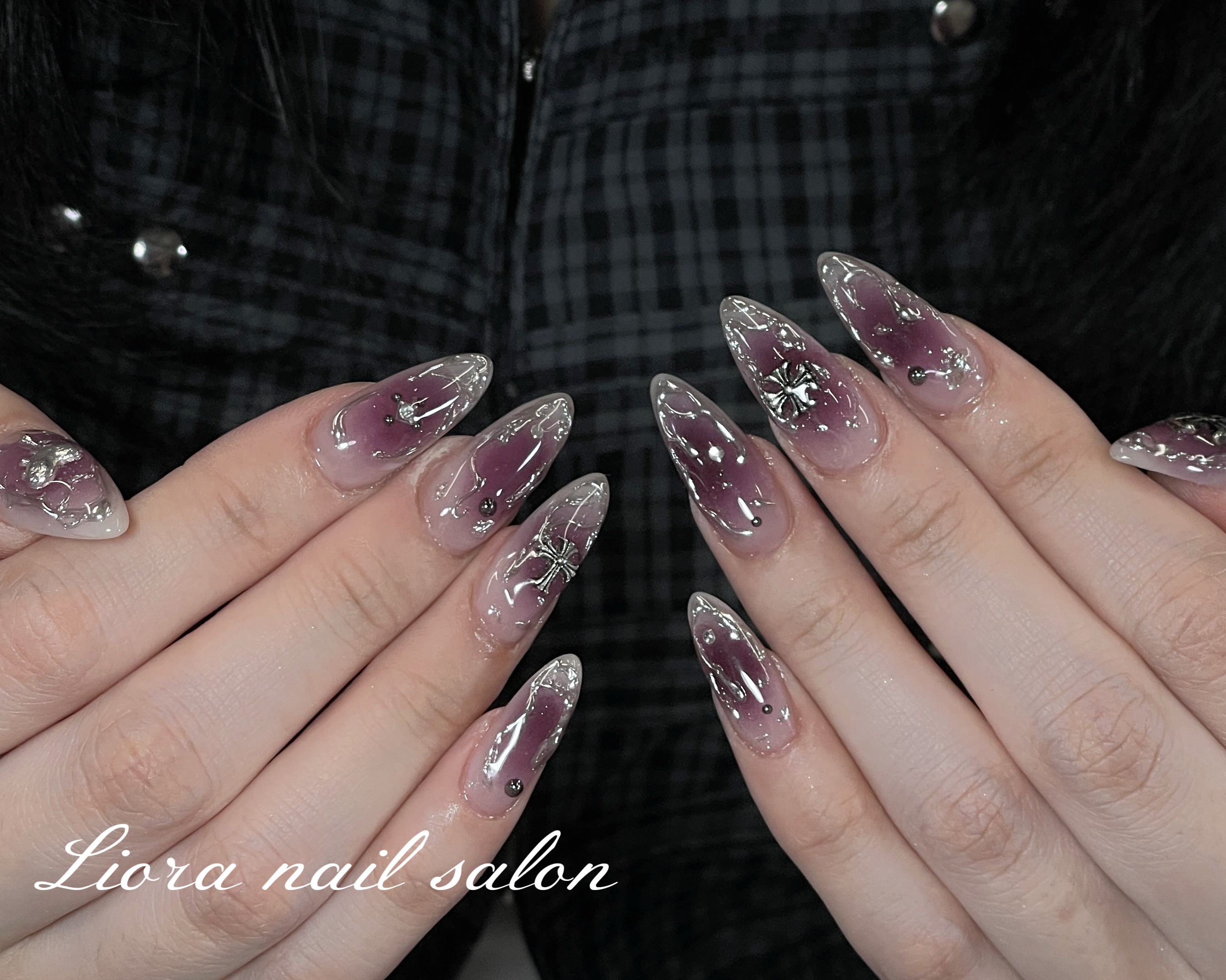 Liora_nail