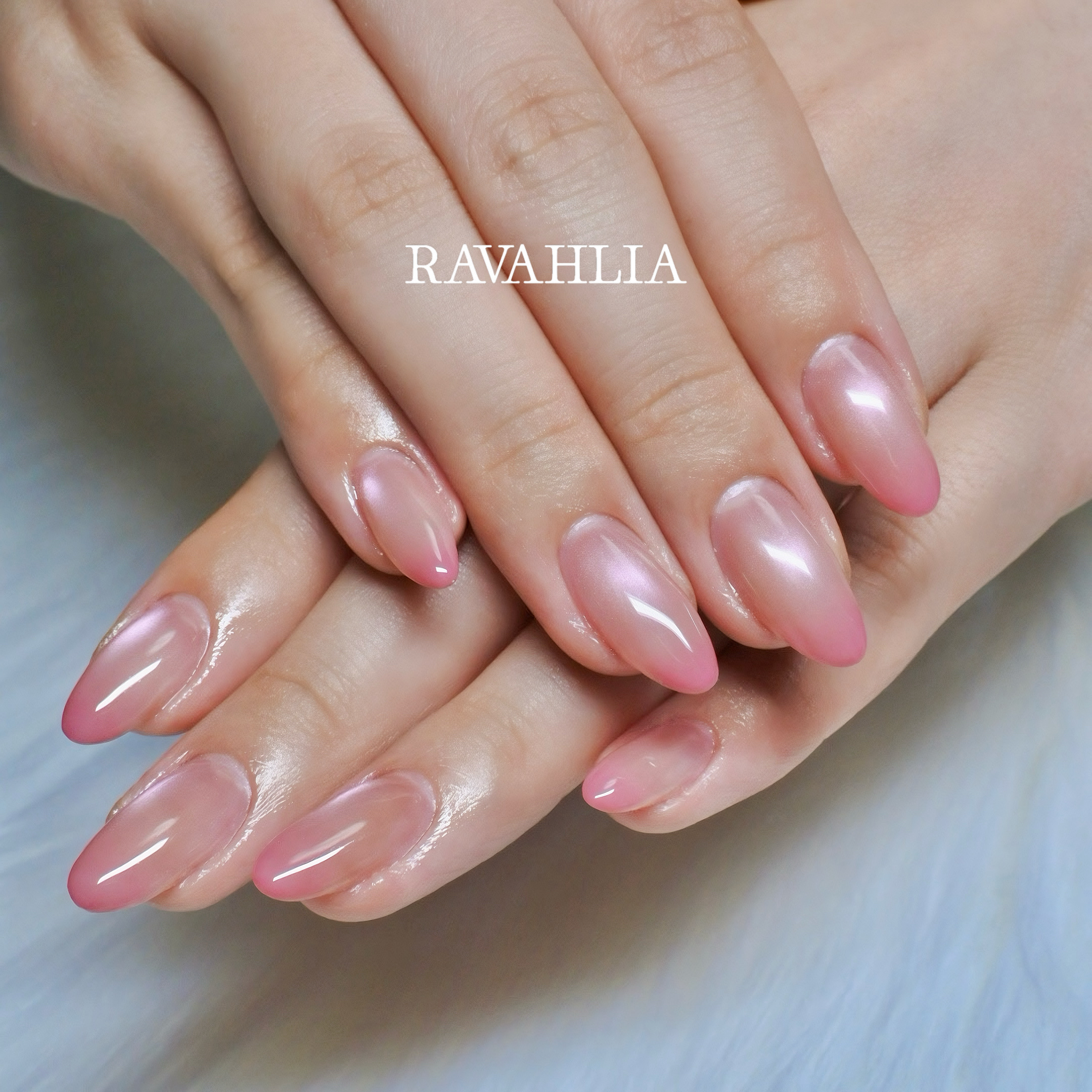 Ravahlia_nails