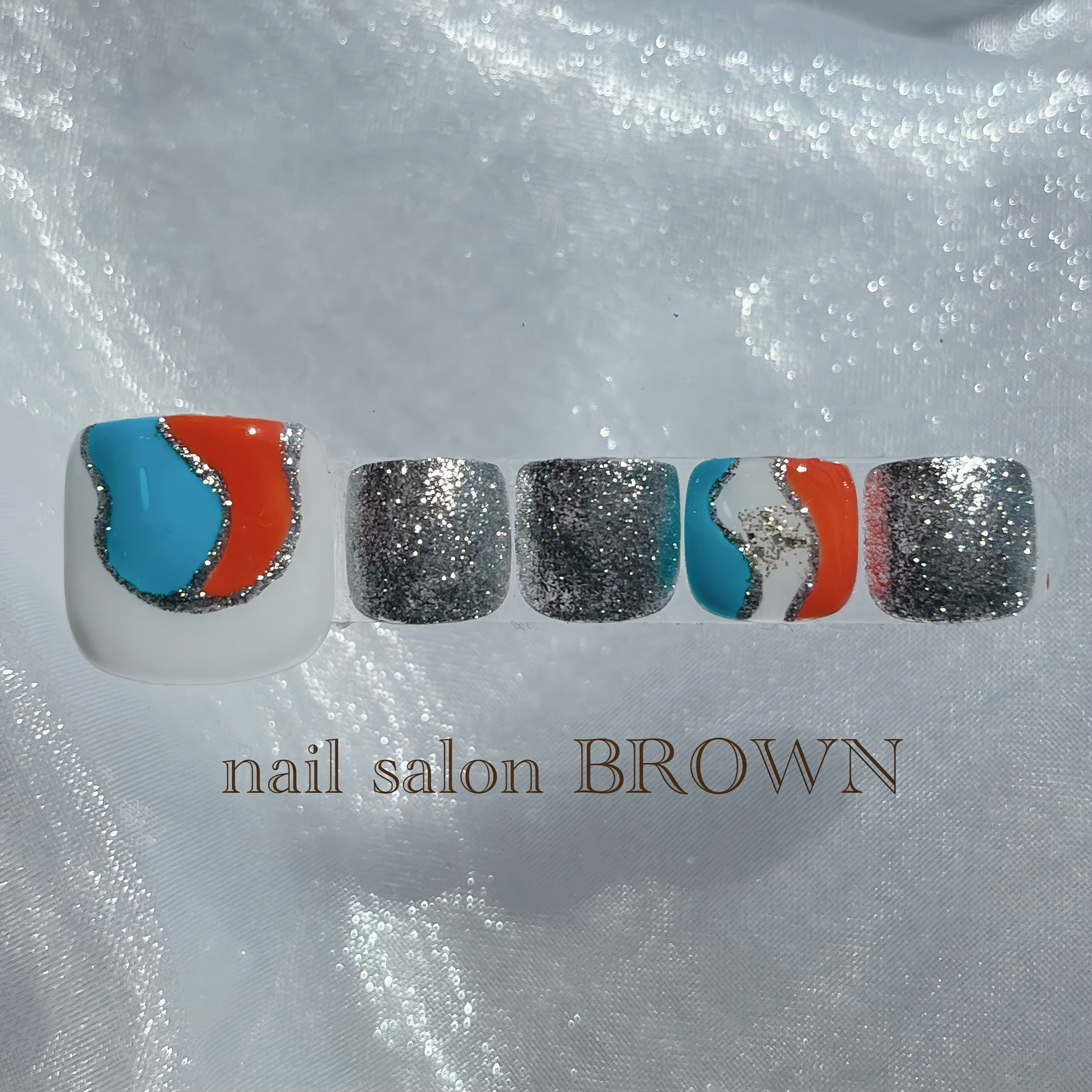 nail_salon.BROWN