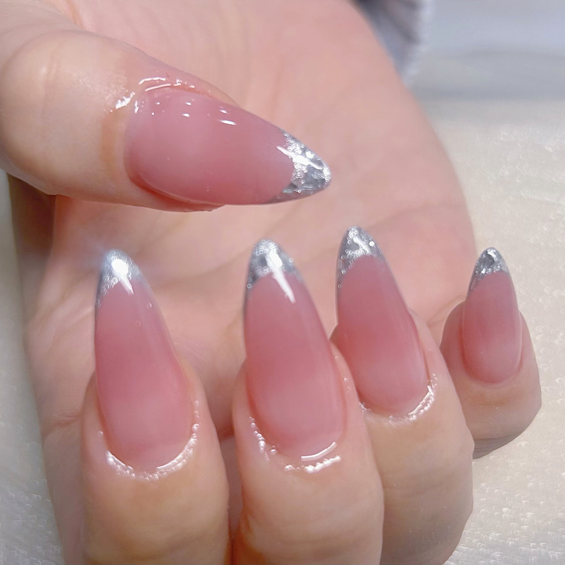 Niji07069496888