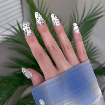 クロムネイル