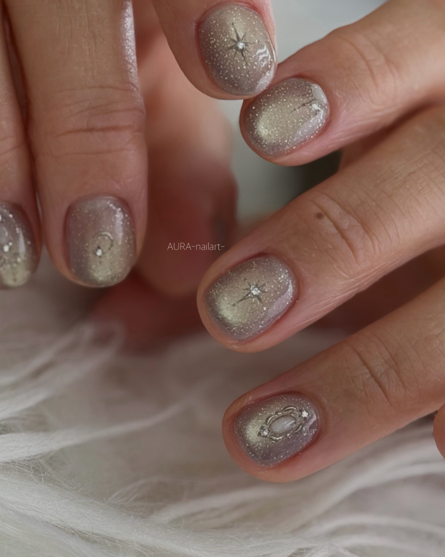 AURA_nailart