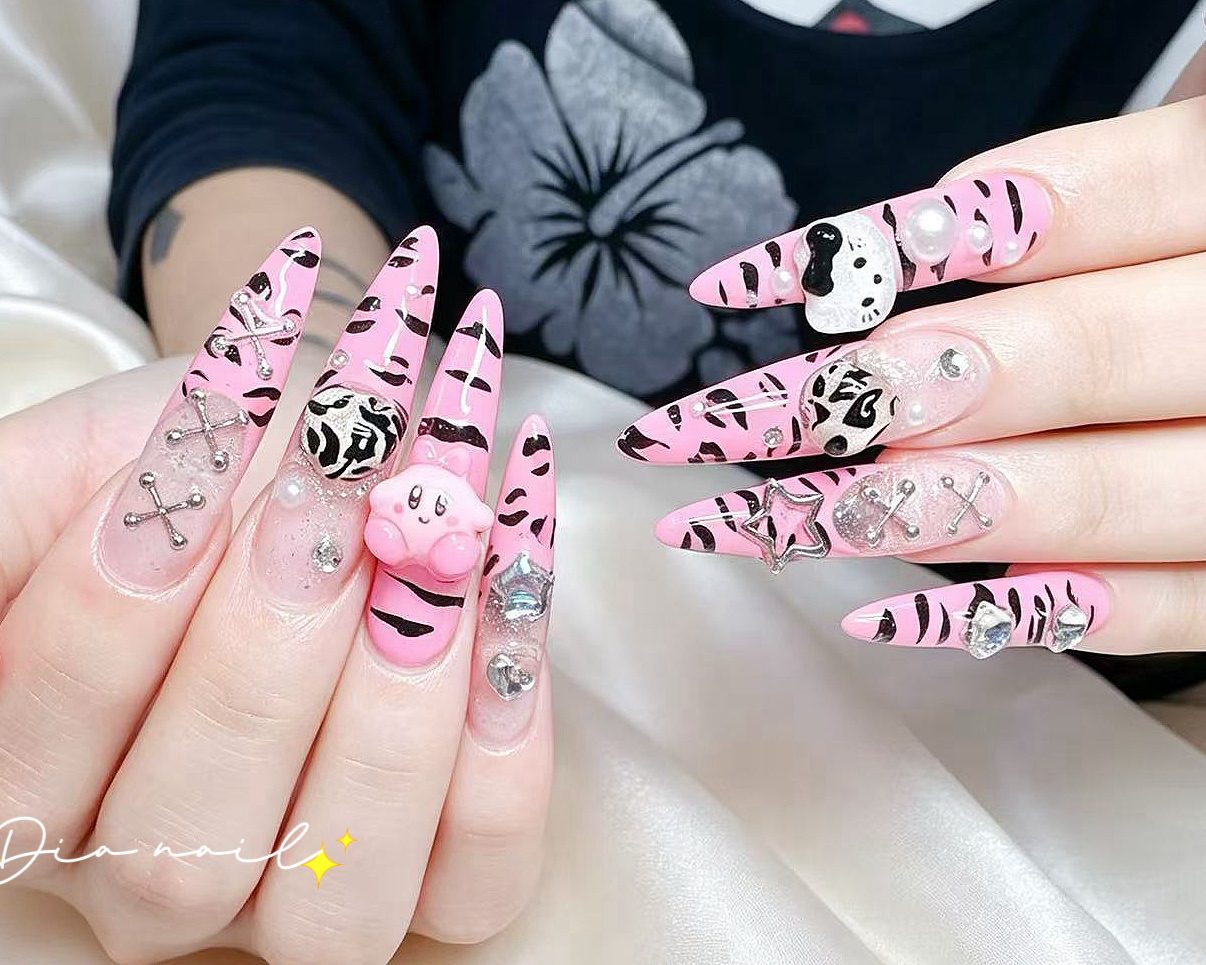 Dia.nail