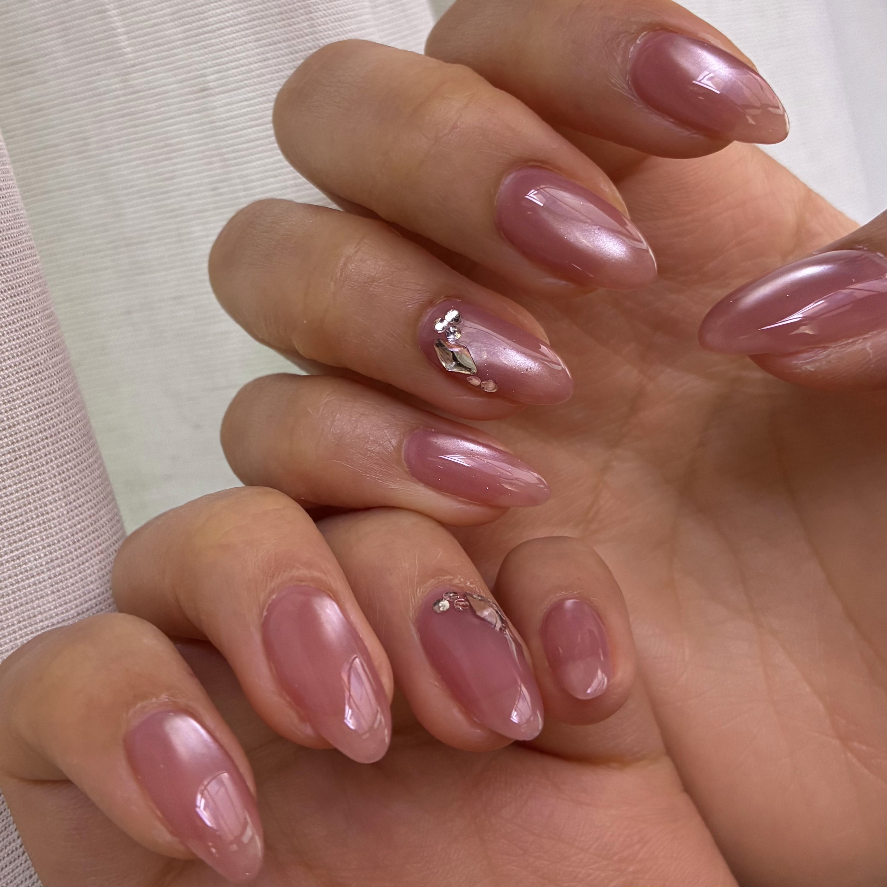 mako_tikiroom_nail