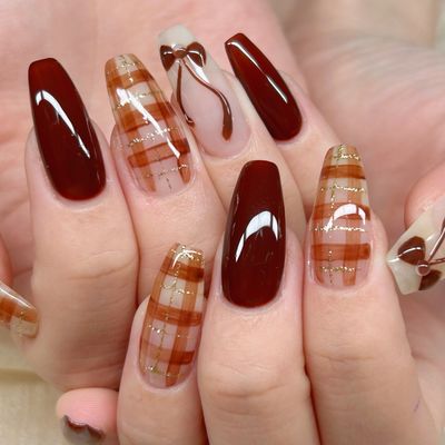 【初回オフ無料】チェックネイル