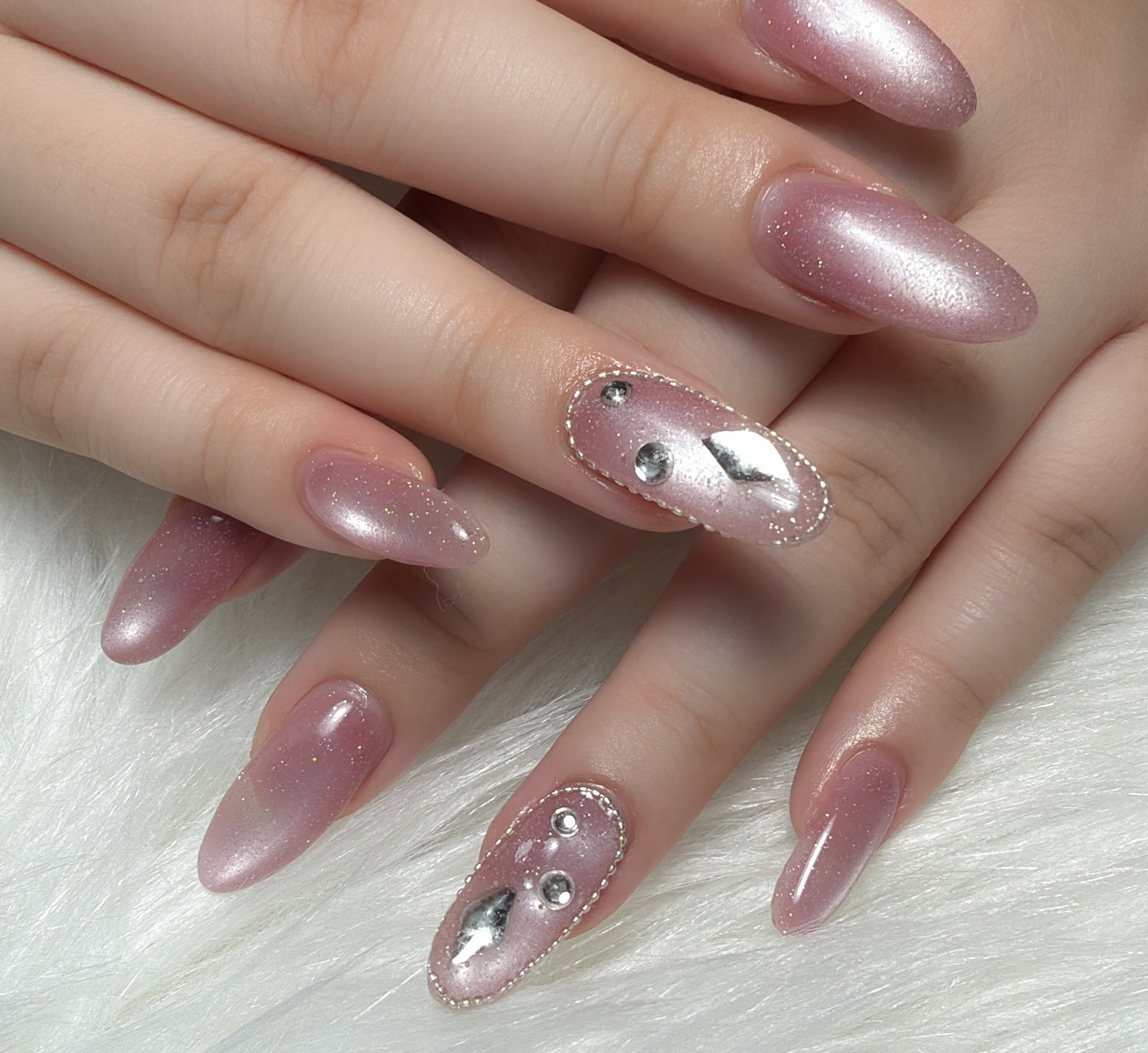 suun_nail_r