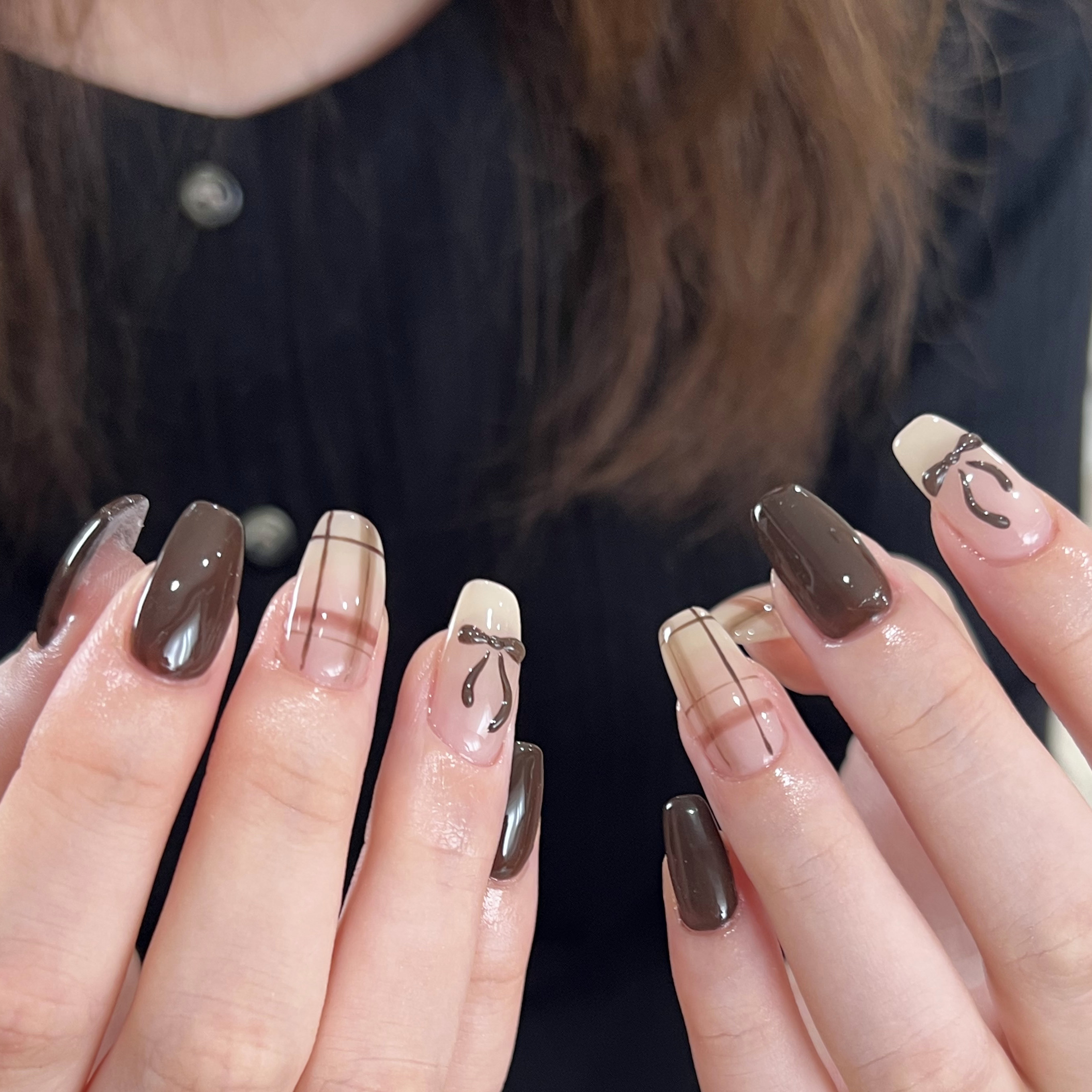 LUNA.nail