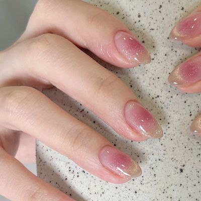 大人気！🌸チークネイル