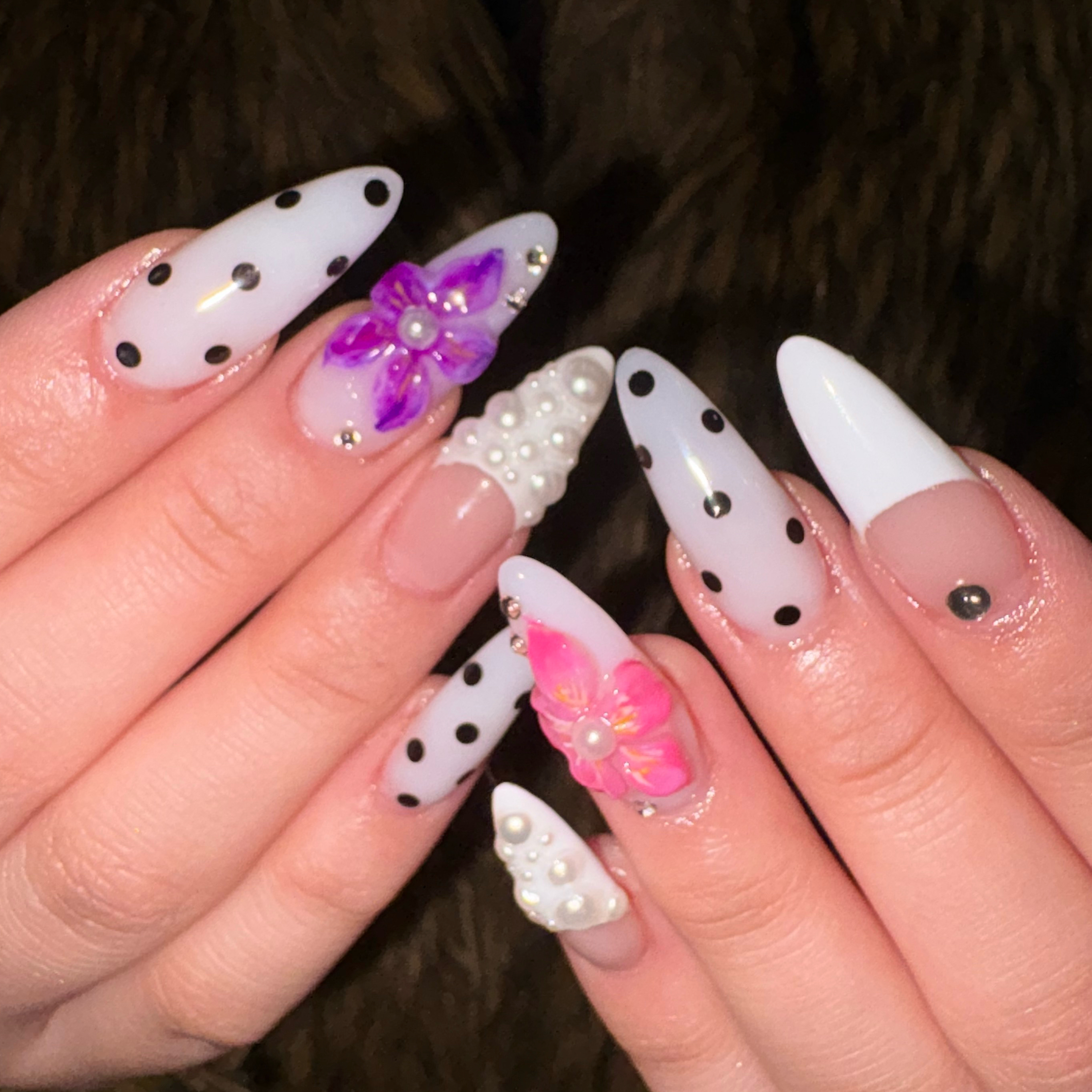 _.ttnails._