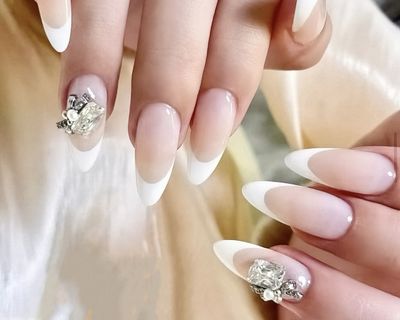 大人気💖黄金比率のフレンチネイル💖