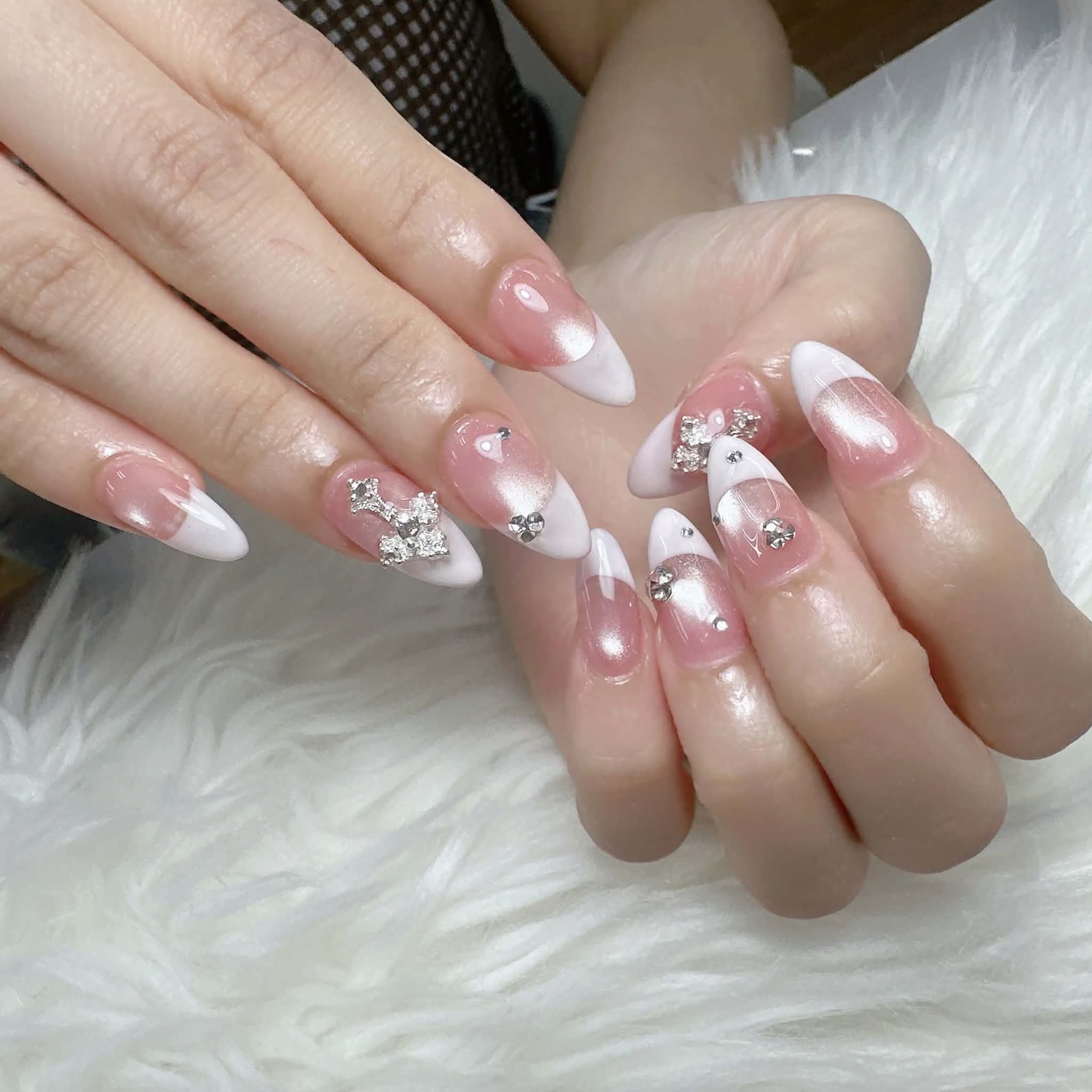 Hanra_Nail