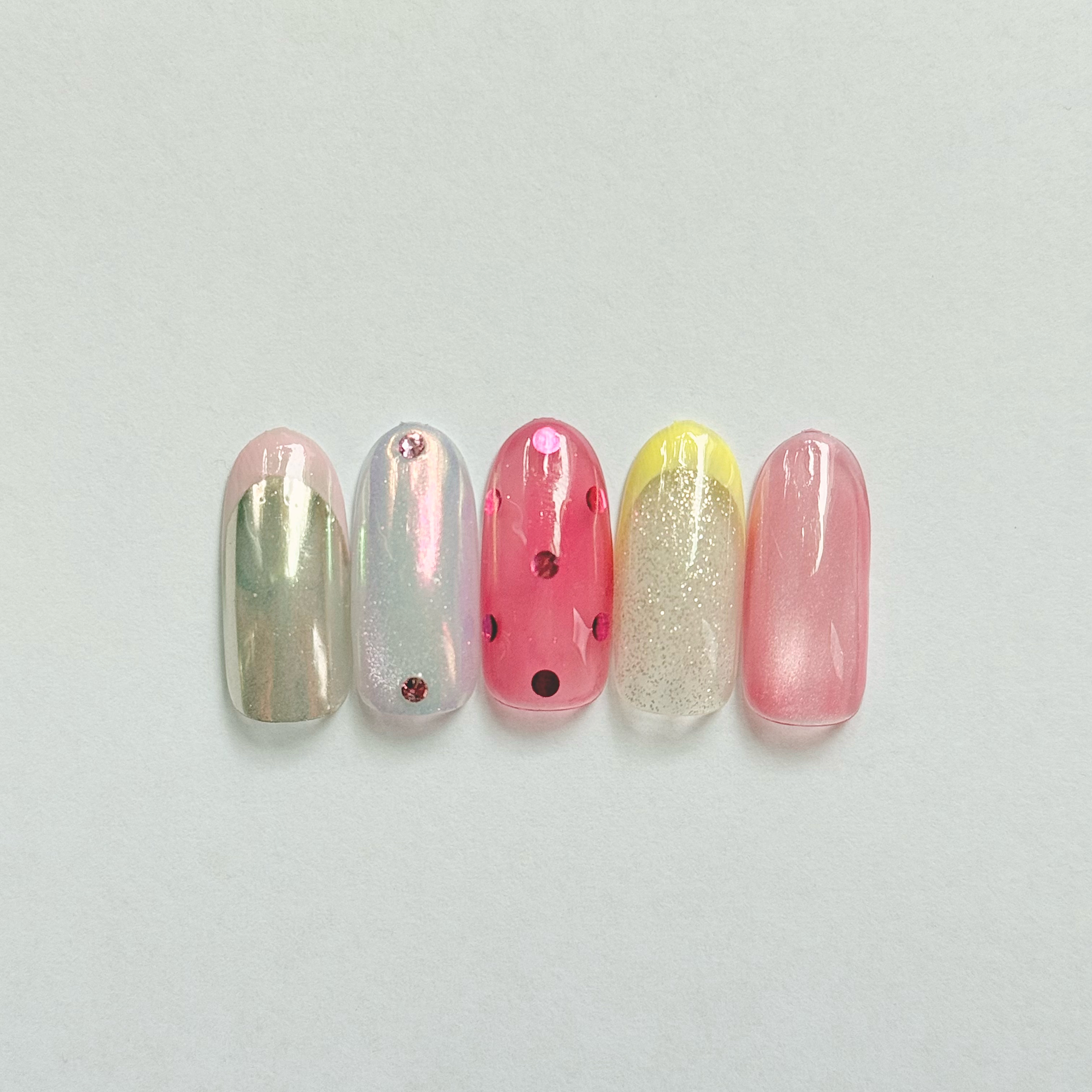 Nail_Lilydot_