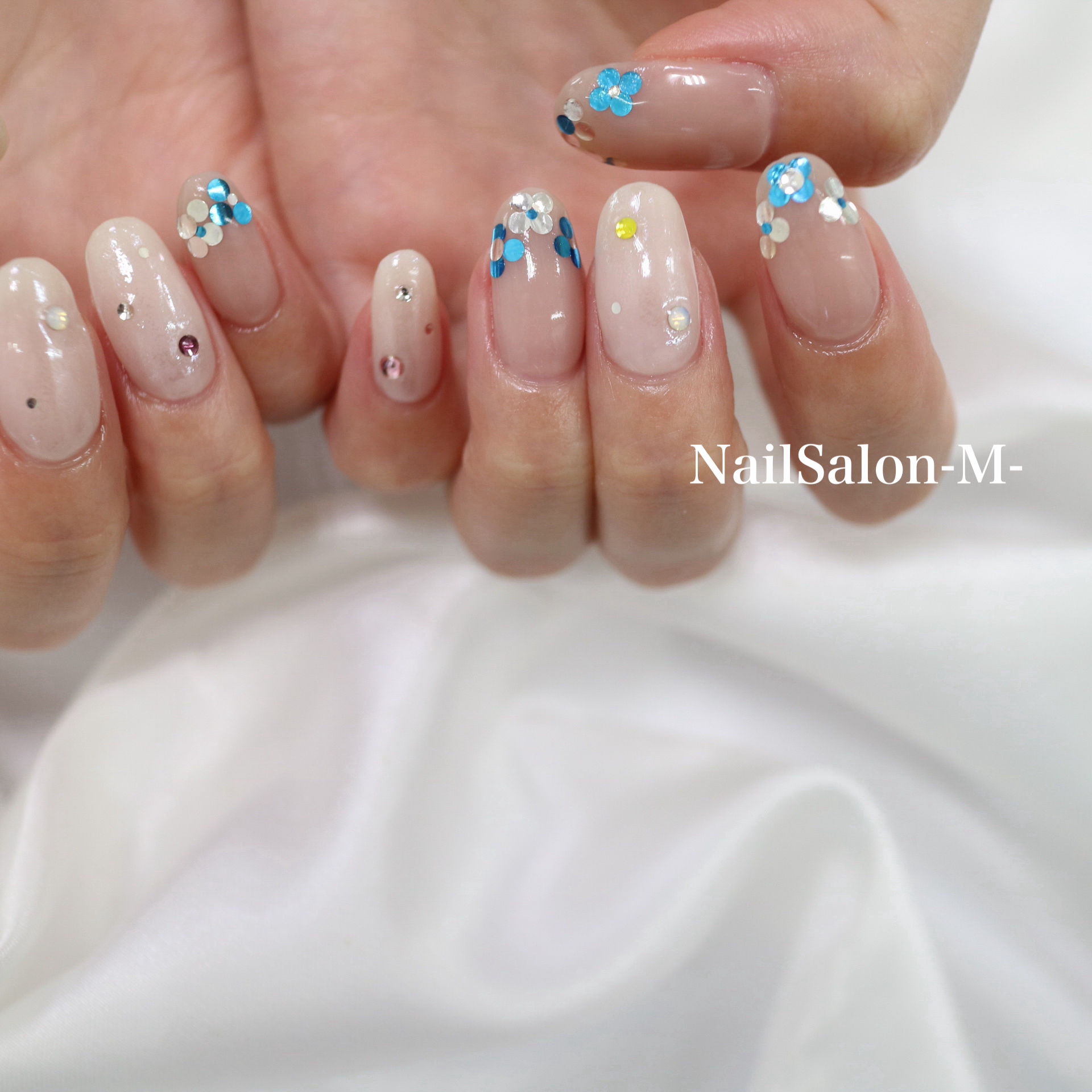 NailSalon.M