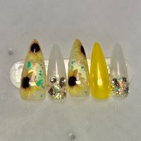 NailroomA