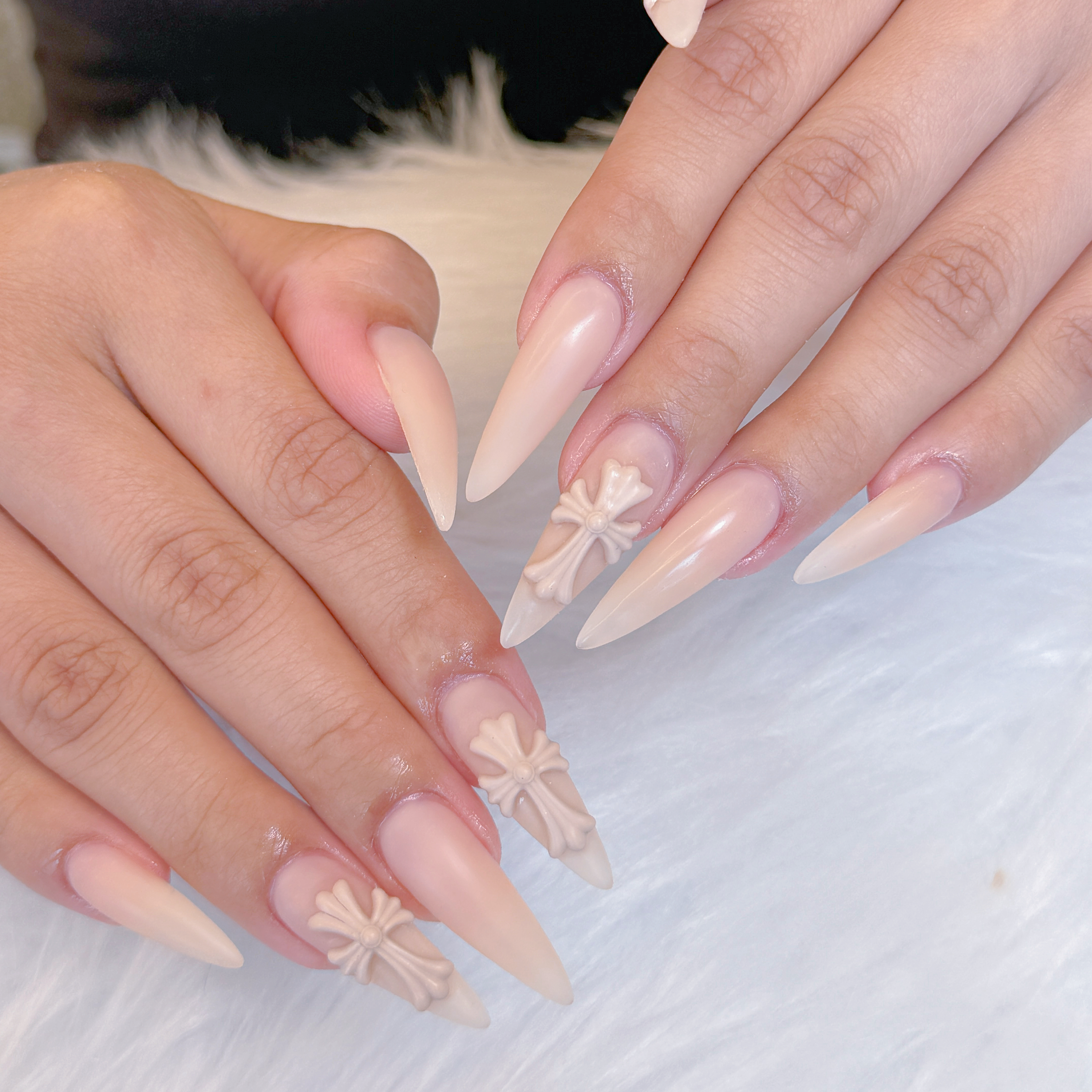 Luxe_nails