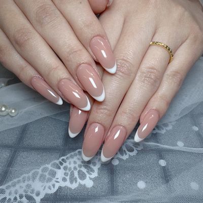 🎀フレンチネイル🎀新規オフ無料💅🏻💫ケア込み💫